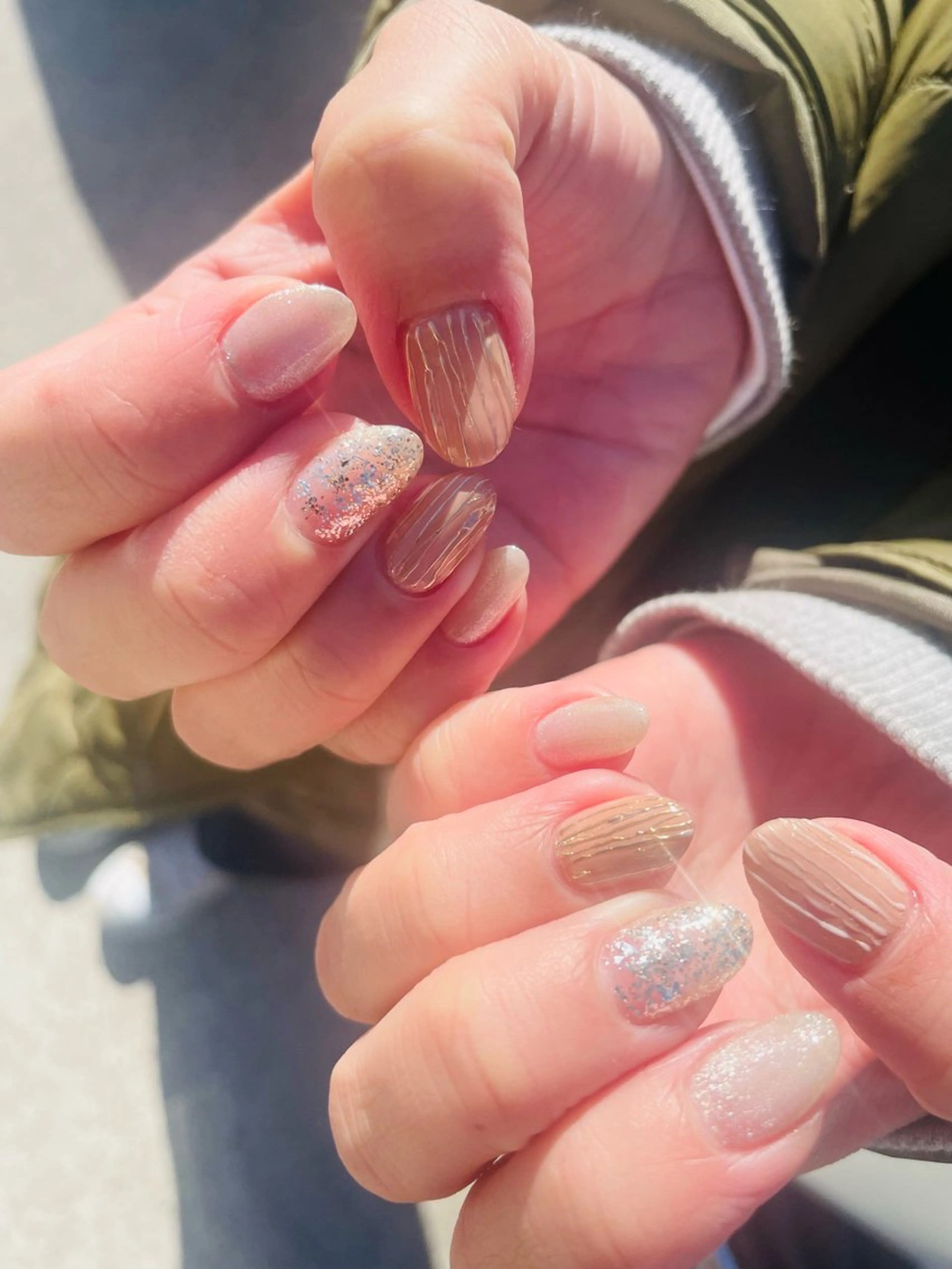 ネイル キラキラネイル ラメ(グリッター) マグネットネイル ミラーネイル Kuroki Yurikaのネイルデザイン