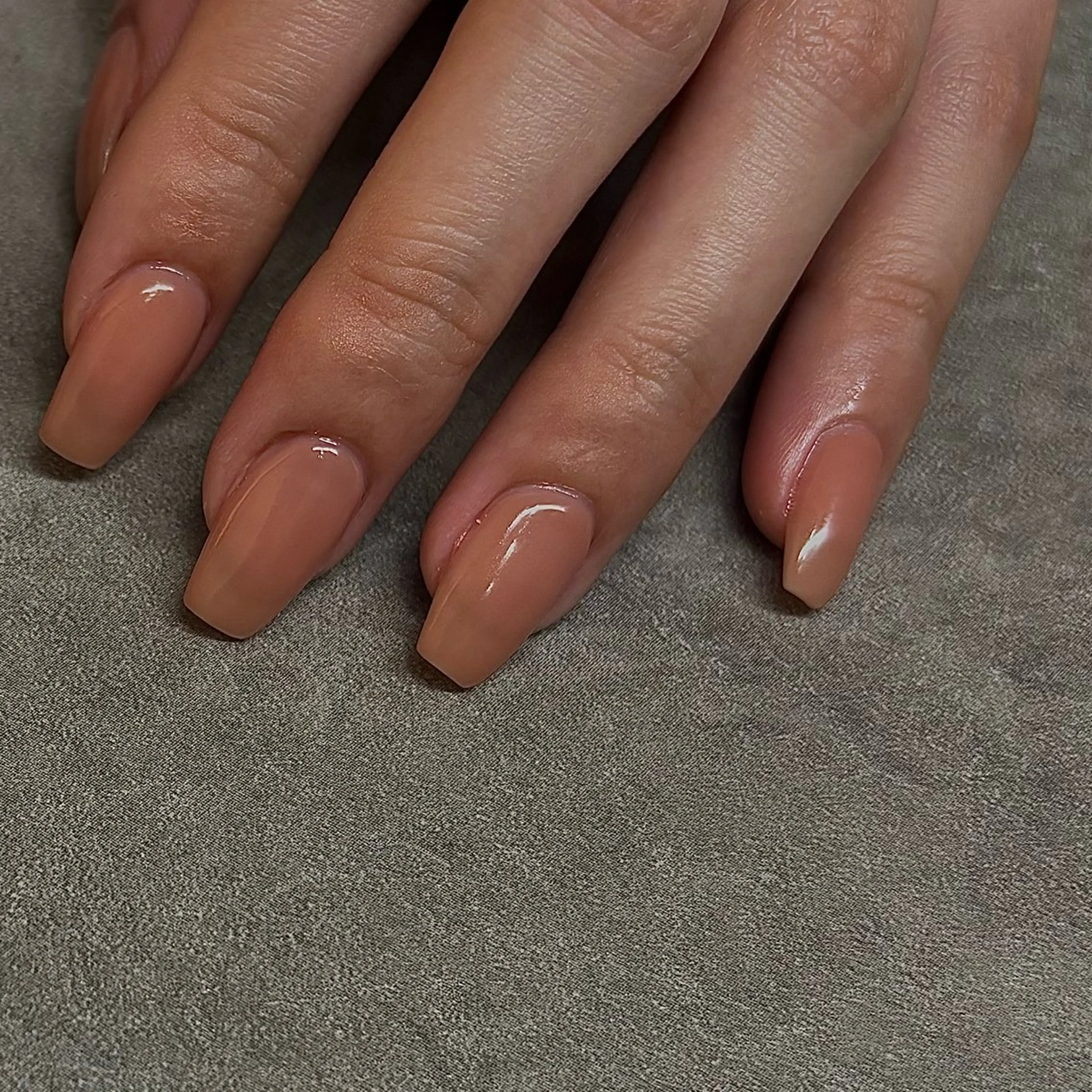 【hand or foot】one colorの写真