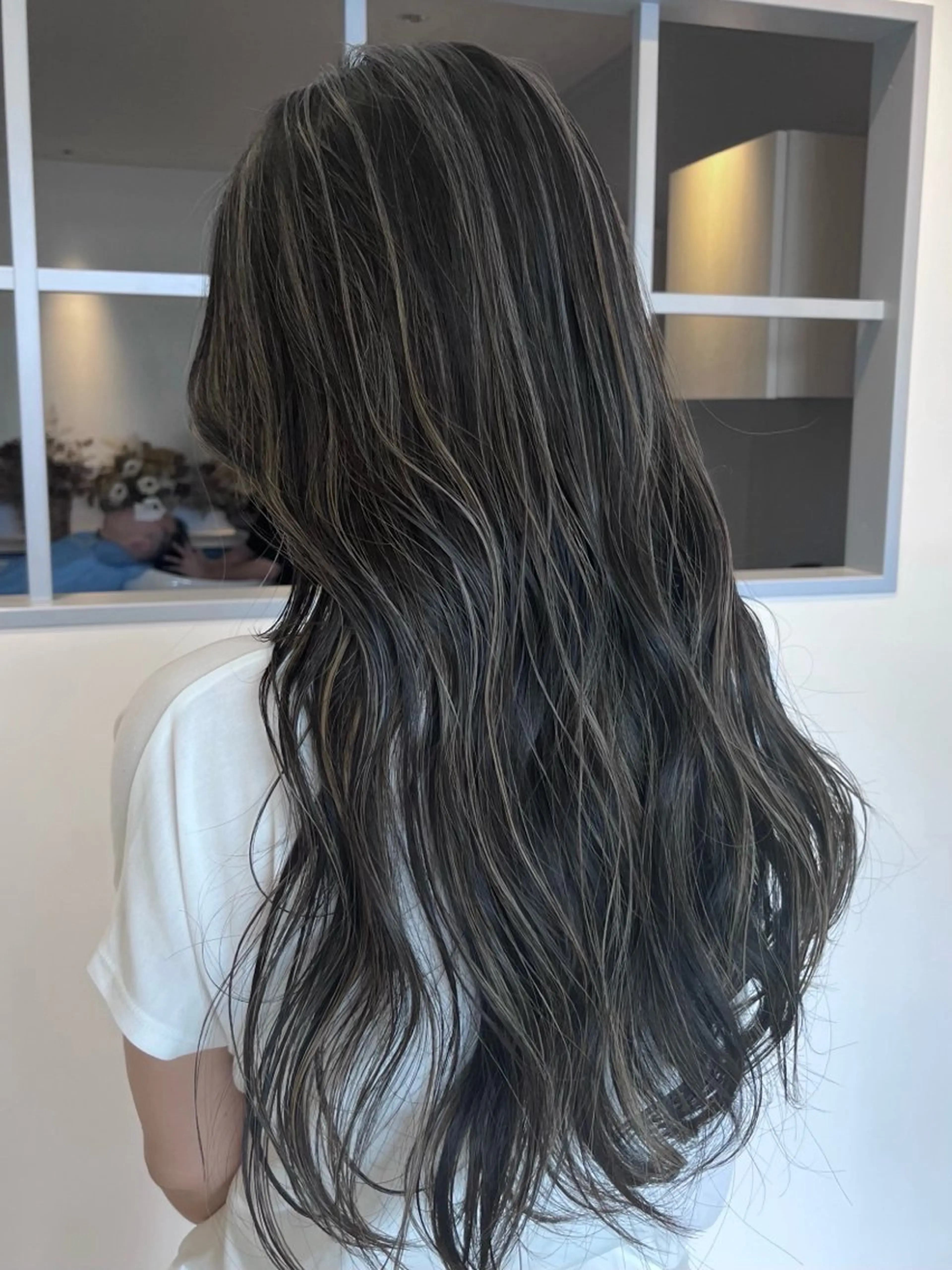 ロング カラー ヘアカラー ukyo/透明感 カラー/ハイライトのヘアスタイル