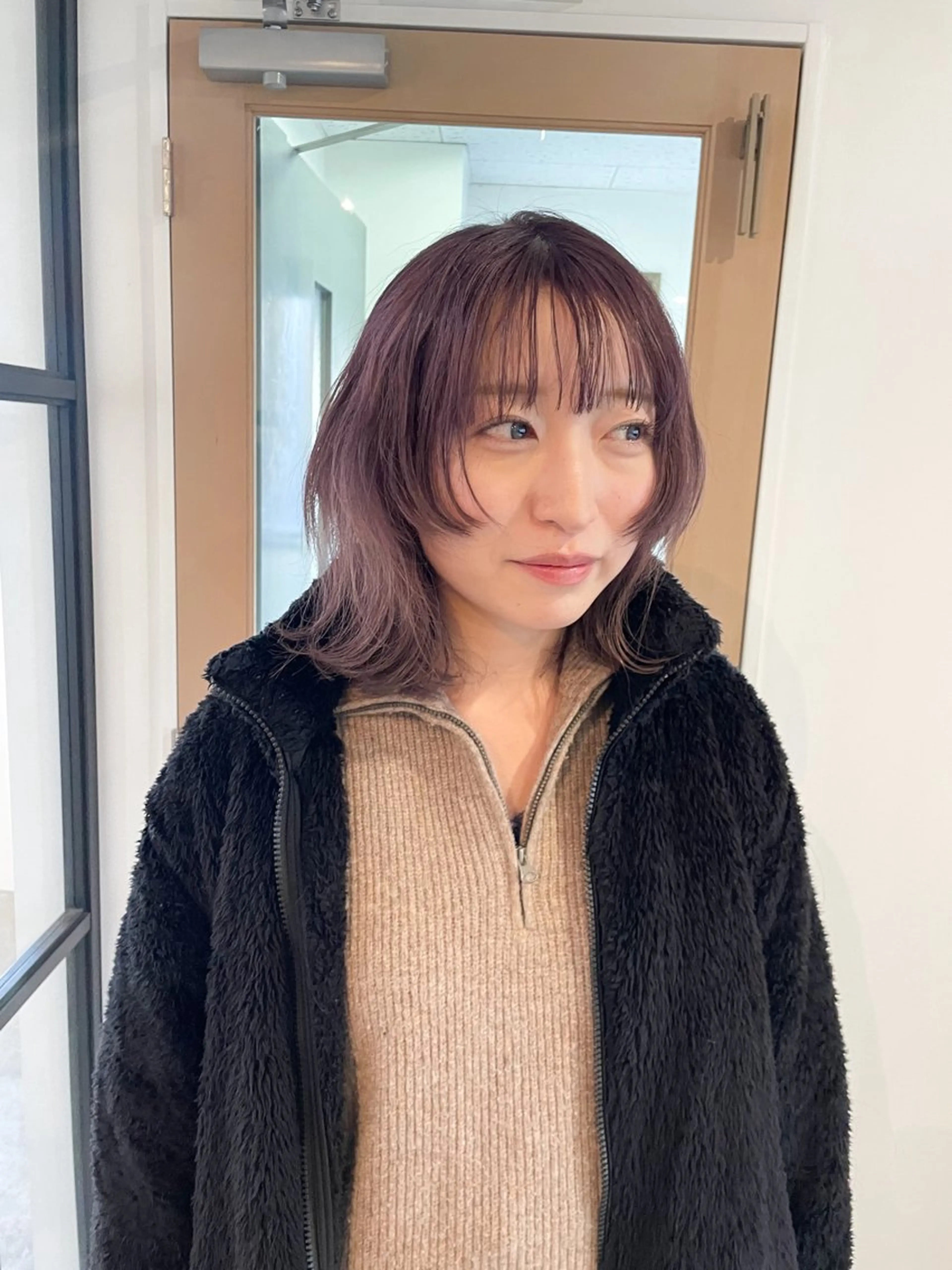 ミディアム カラー アッシュ 透明感カラー ラベンダーカラー ウルフカット カット ヘアカラー Takuma Suzuki中目黒のヘアスタイル
