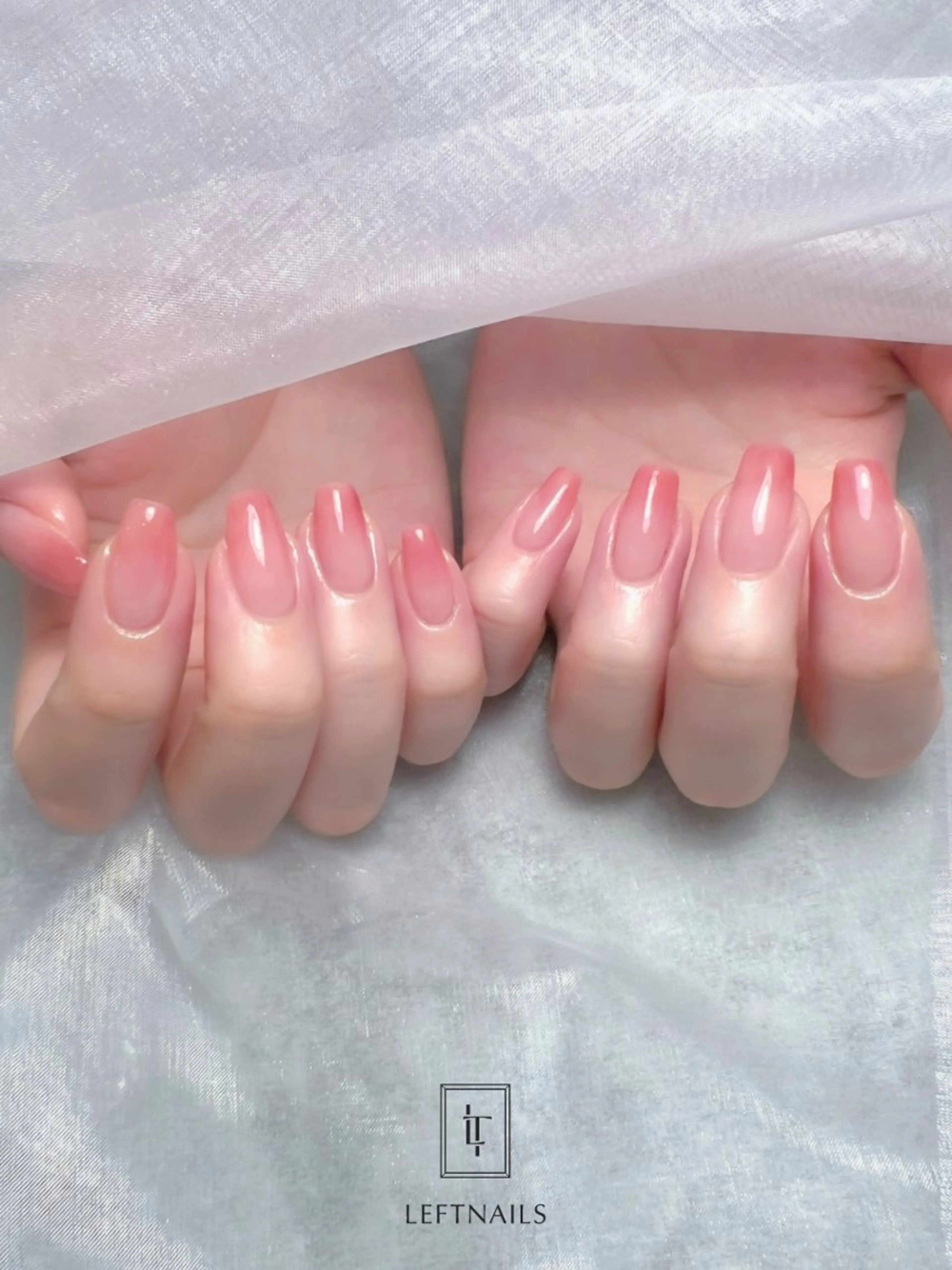 ネイル ハンドネイル LEFTNAILS フィルインニュアンスのネイルデザイン
