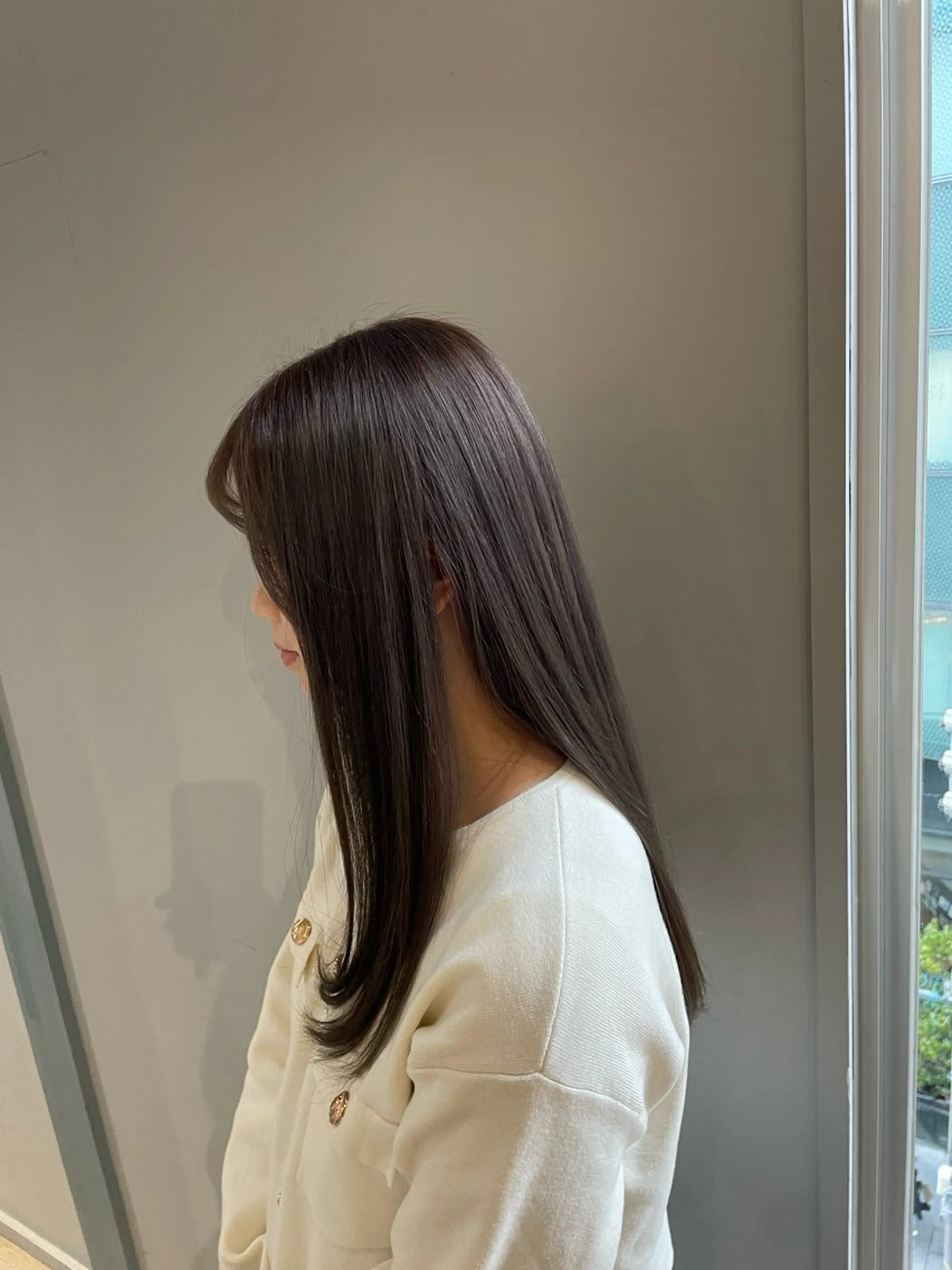 セミロング 𝐚𝐨𝐢/カット /パーマモデルのヘアスタイル