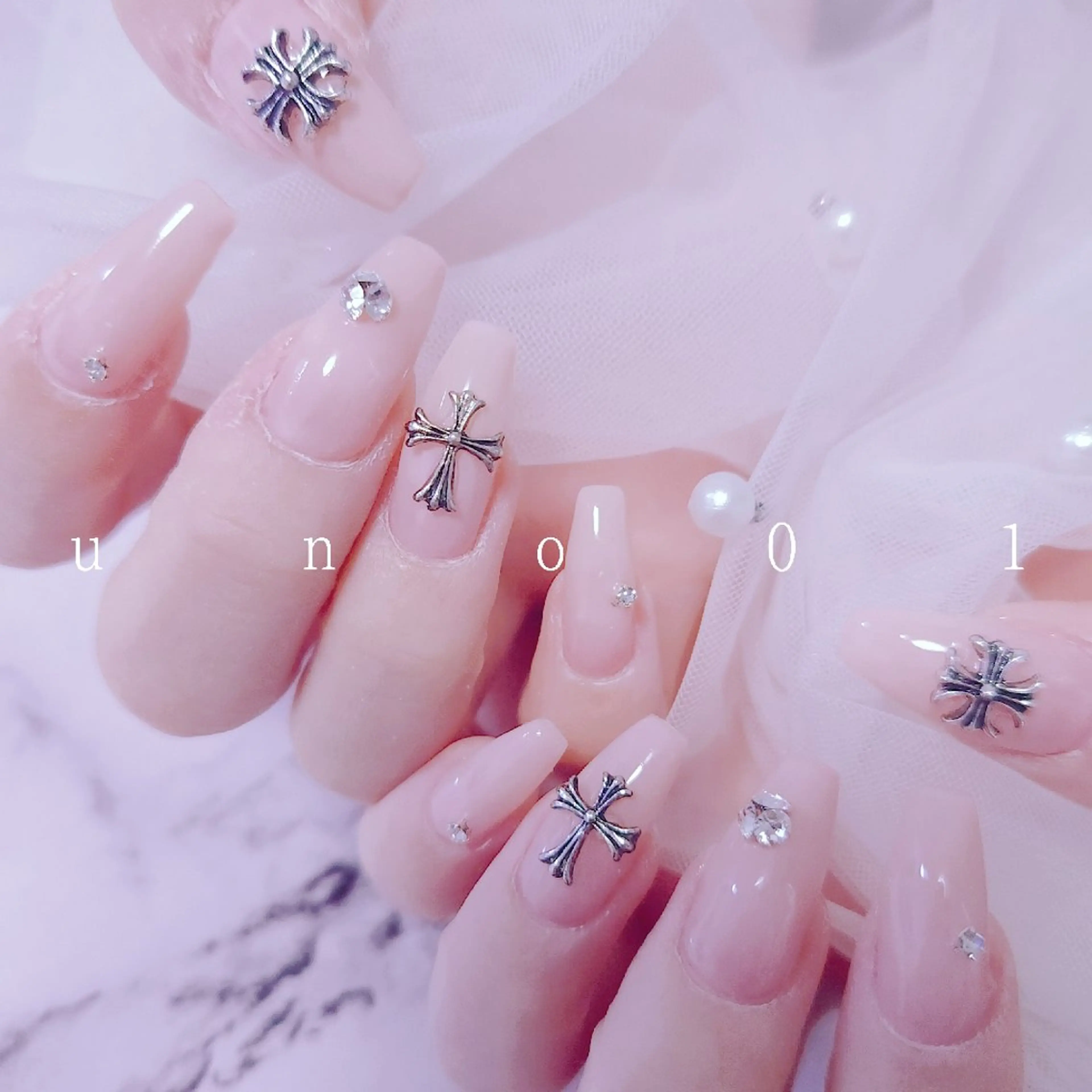 ネイル ハンドネイル u   n   o  n a i l 01のネイルデザイン