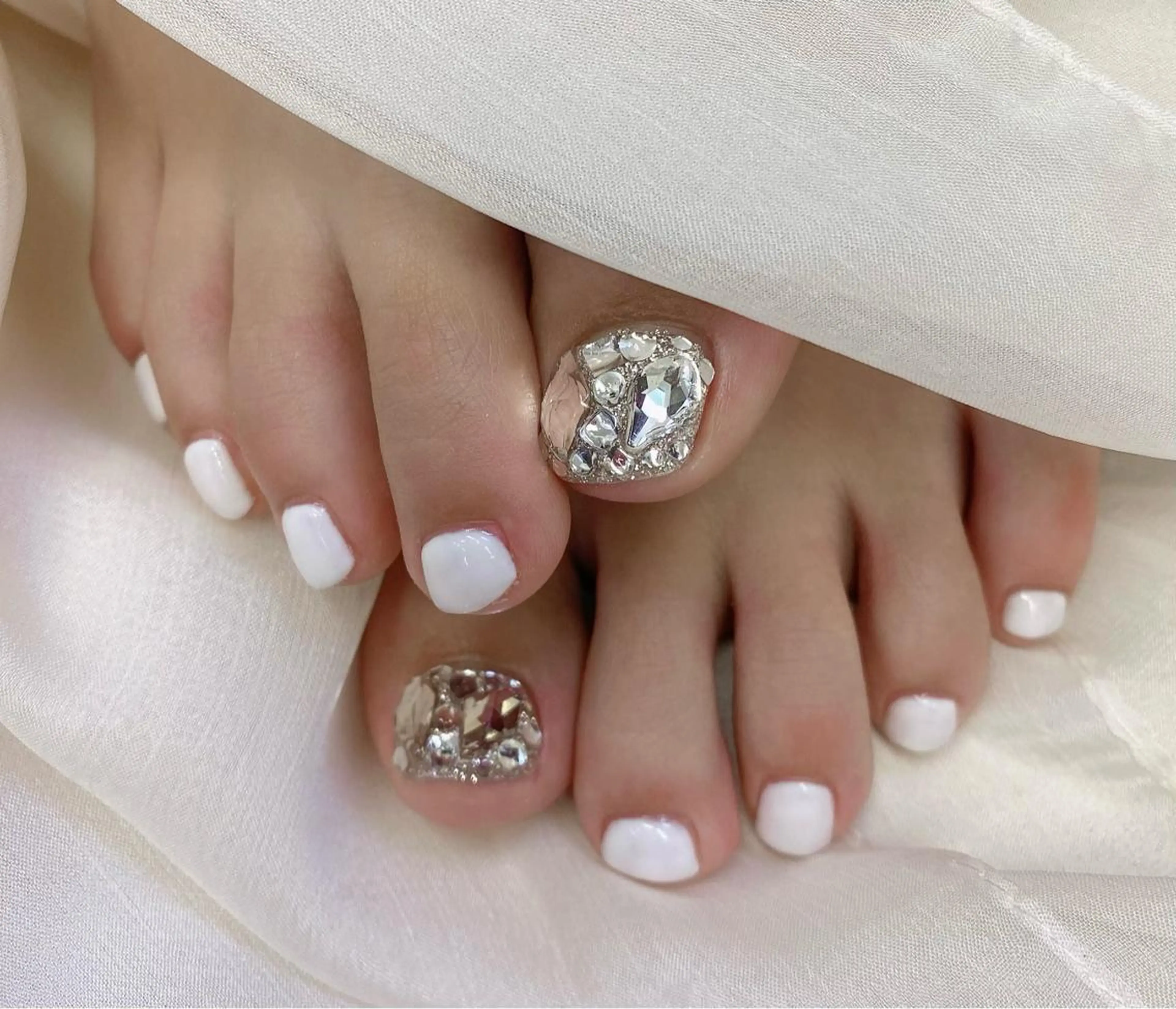 フットジェルアート2本付き。フットバスケア付❣️画像持ち込み🆗の写真