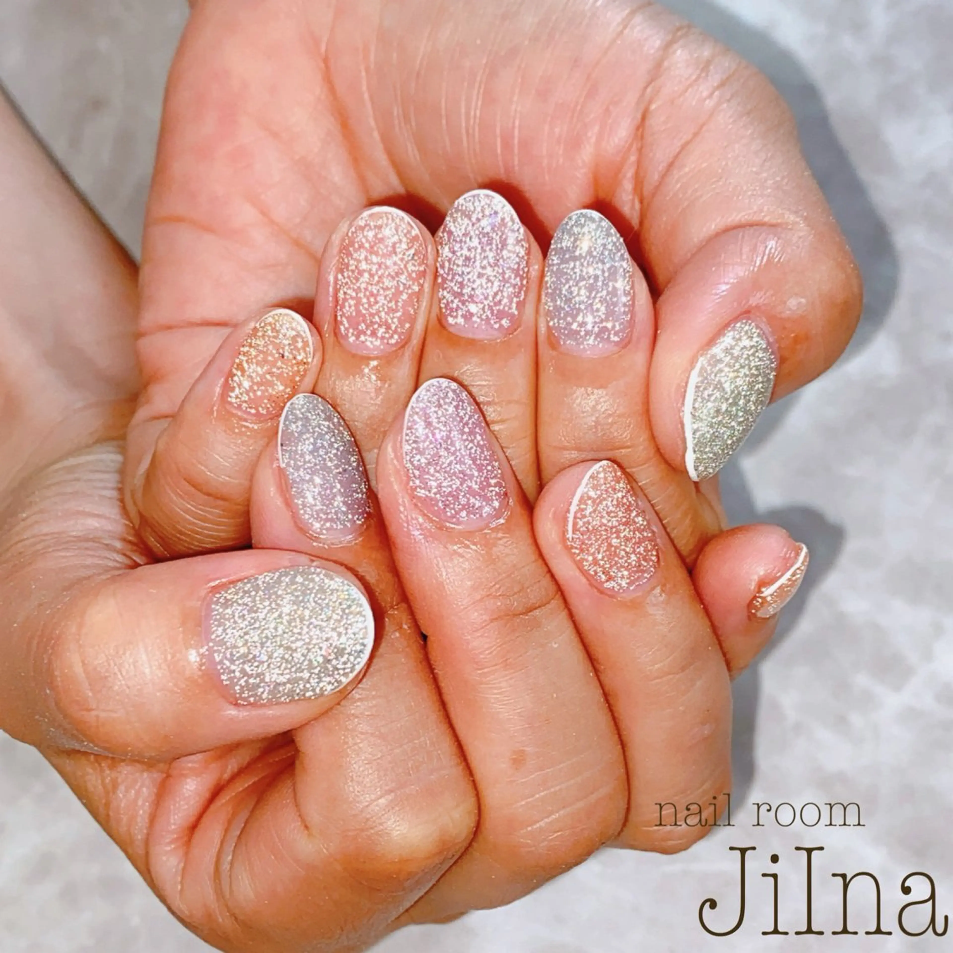 ネイル フラッシュネイル ホワイト JiIna nailのネイルデザイン