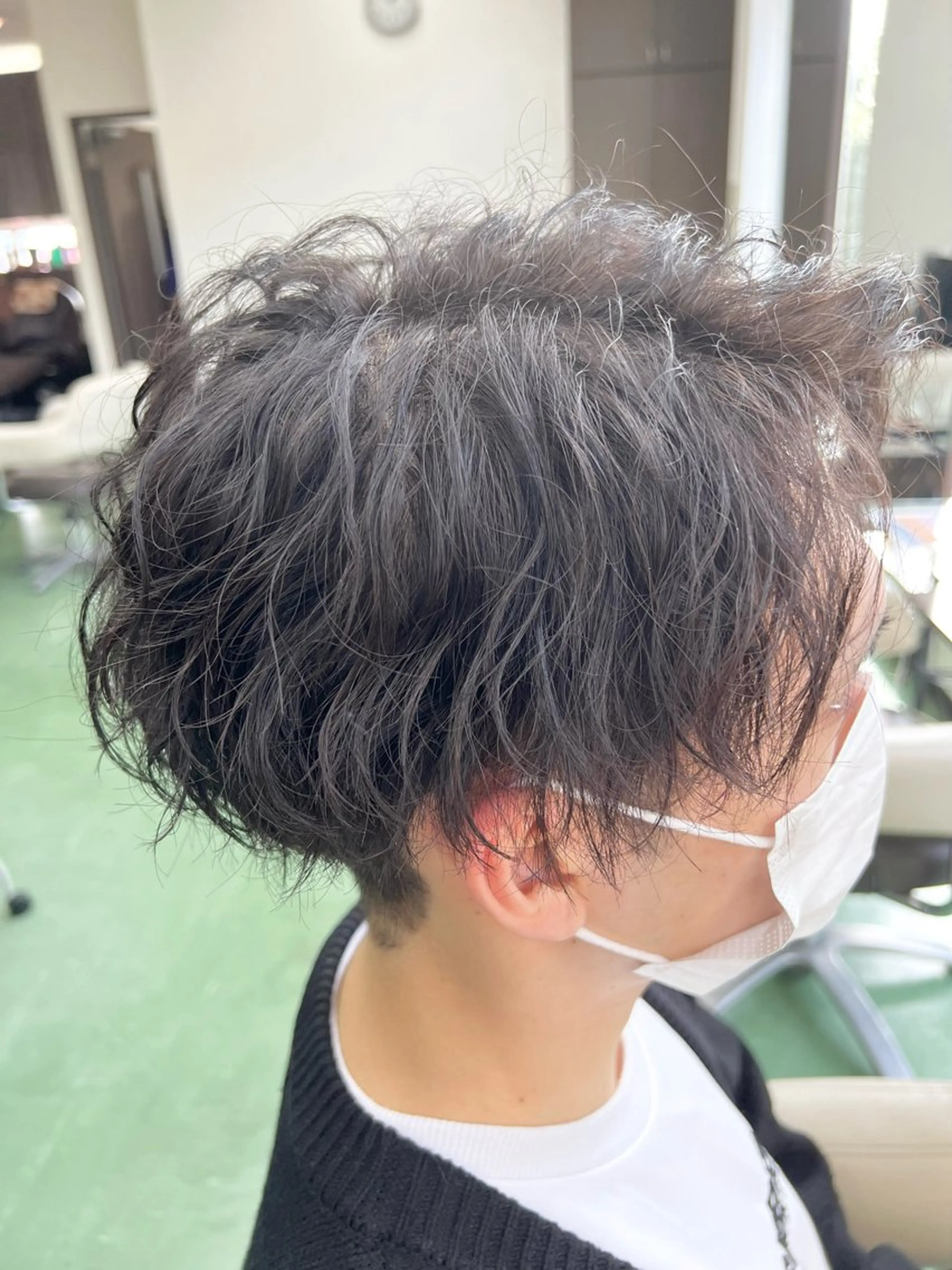 ショート パーマ メンズ メンズパーマ ツイストスパイラルパーマ スパイラルパーマ カット パーマ 甲田 豪徳のヘアスタイル