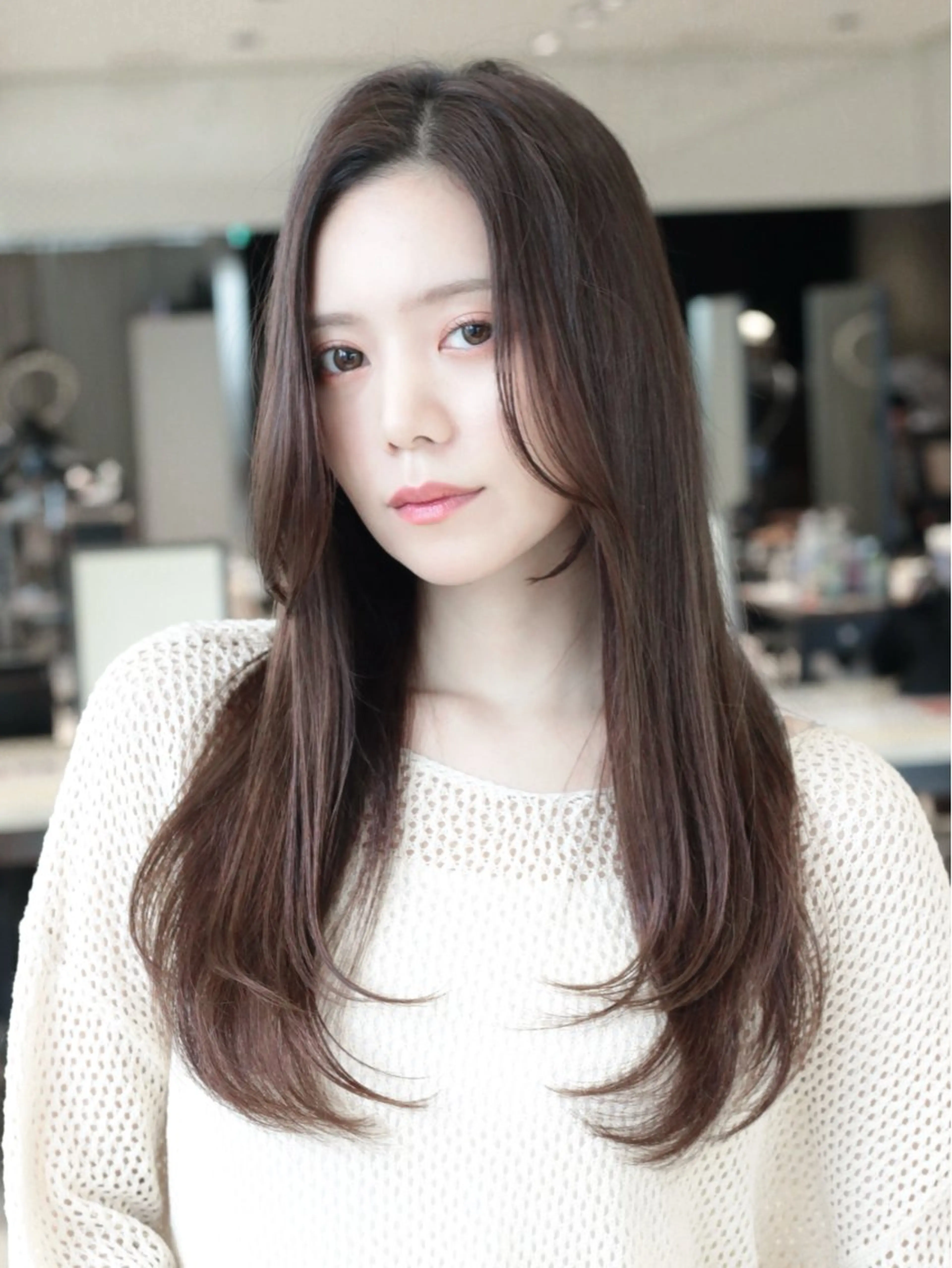 ロング カラー レイヤーカット ローレイヤー カット ヘアカラー トリートメント レイヤー/顔周り /透明感🩶高橋大のヘアスタイル