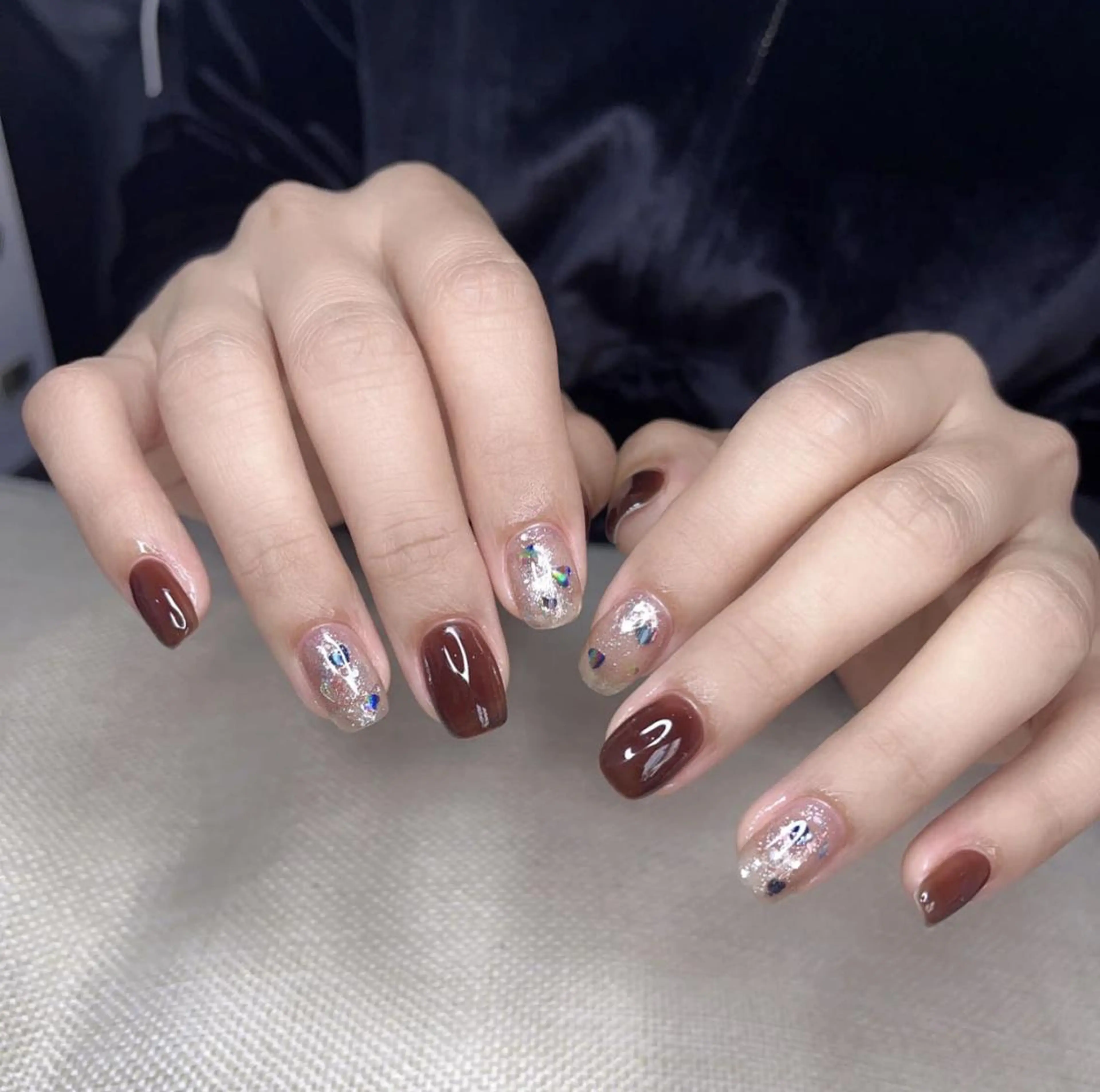 ネイル シンプルネイル Queens PUPUのネイルデザイン