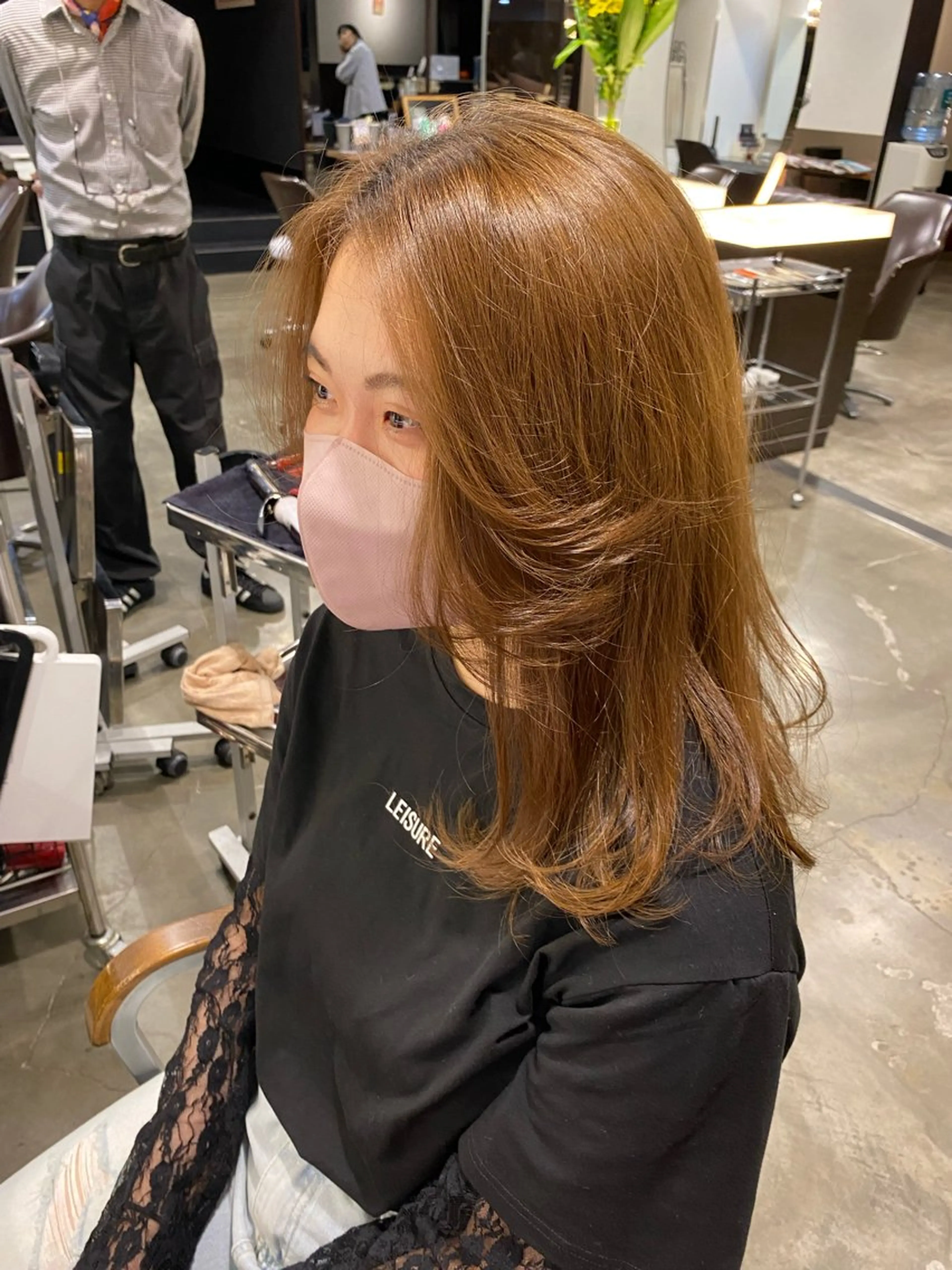 ロング タツキ／レイヤー／ パーマ／艶カラーのヘアスタイル