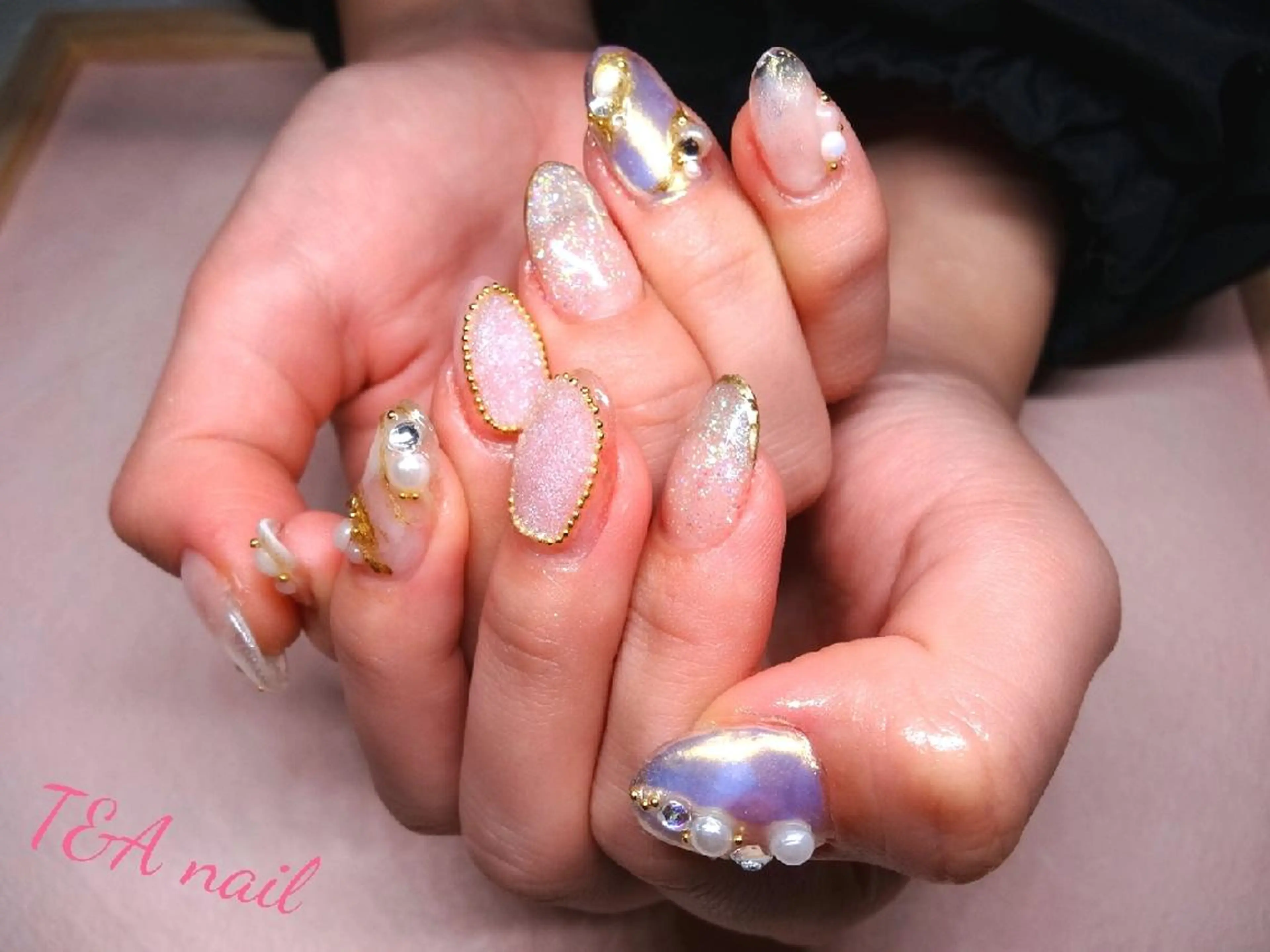 ミディアム ネイル 韓国風ヘア 長さ出し ジェルネイル 韓国ネイル スカルプネイル ハンドネイル T&A nailのネイルデザイン