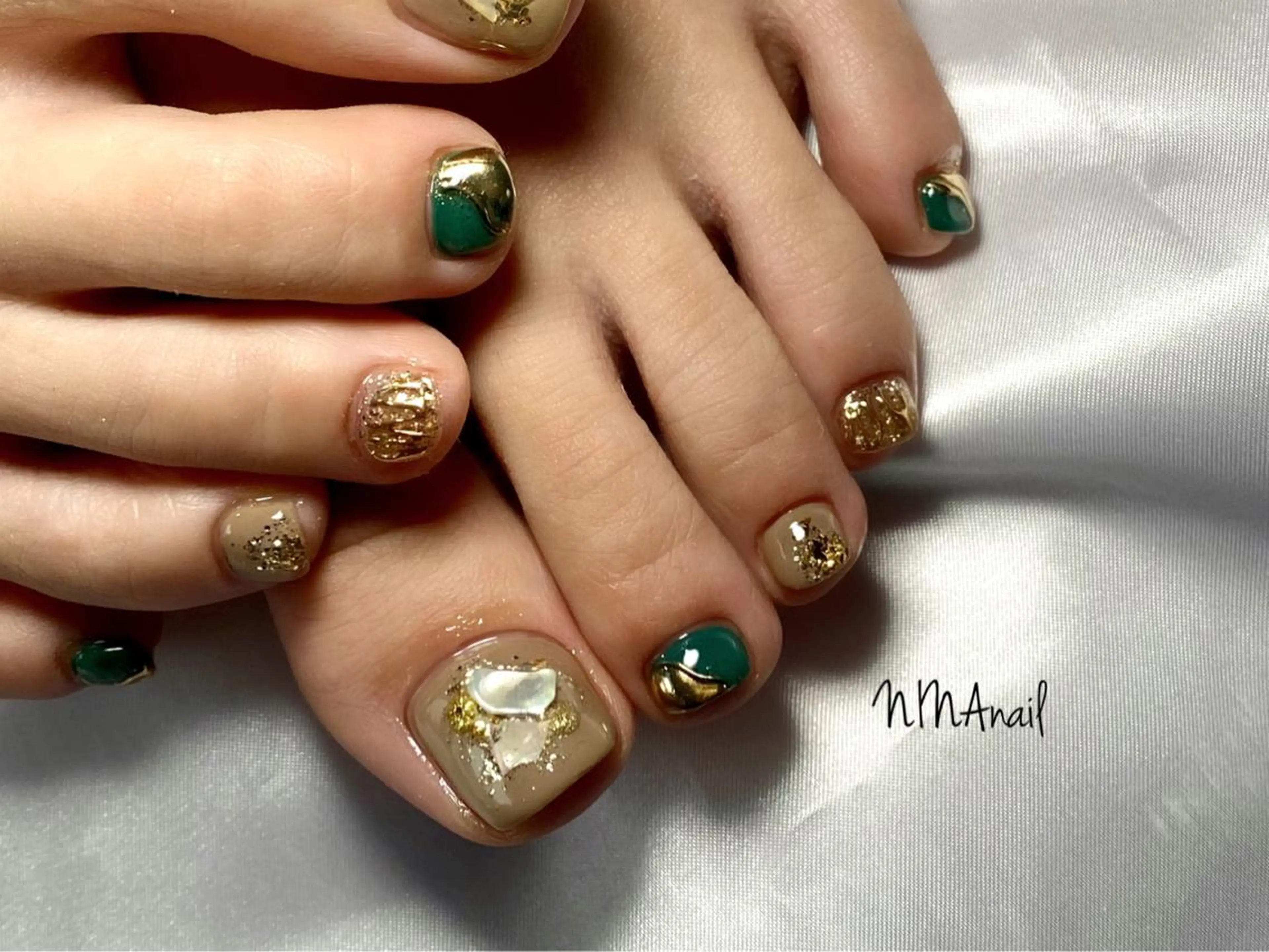 ネイル アートネイル フットネイル NINA nailのネイルデザイン