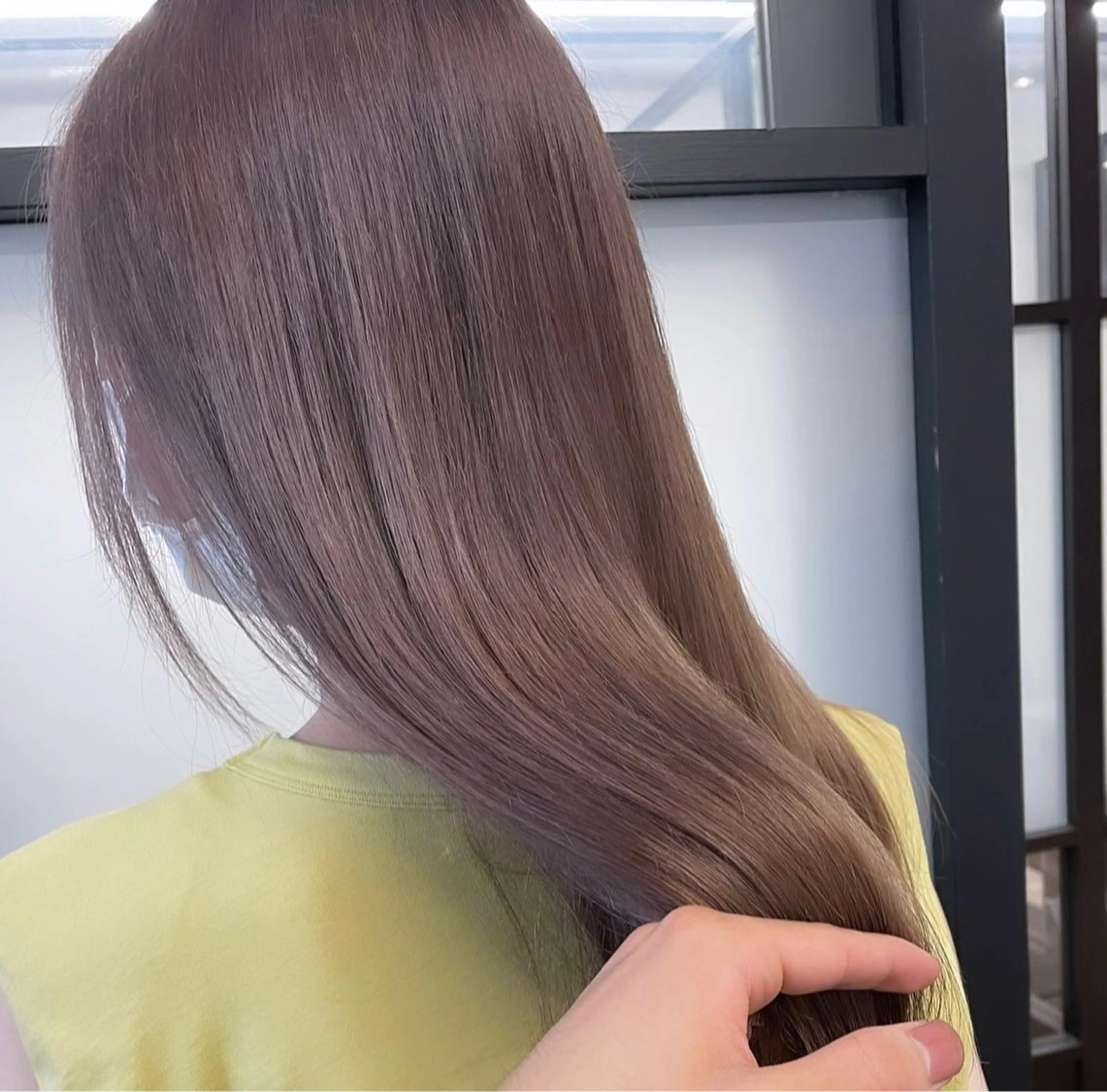カラー storiiz所属・本田大輝top designerのヘアスタイル