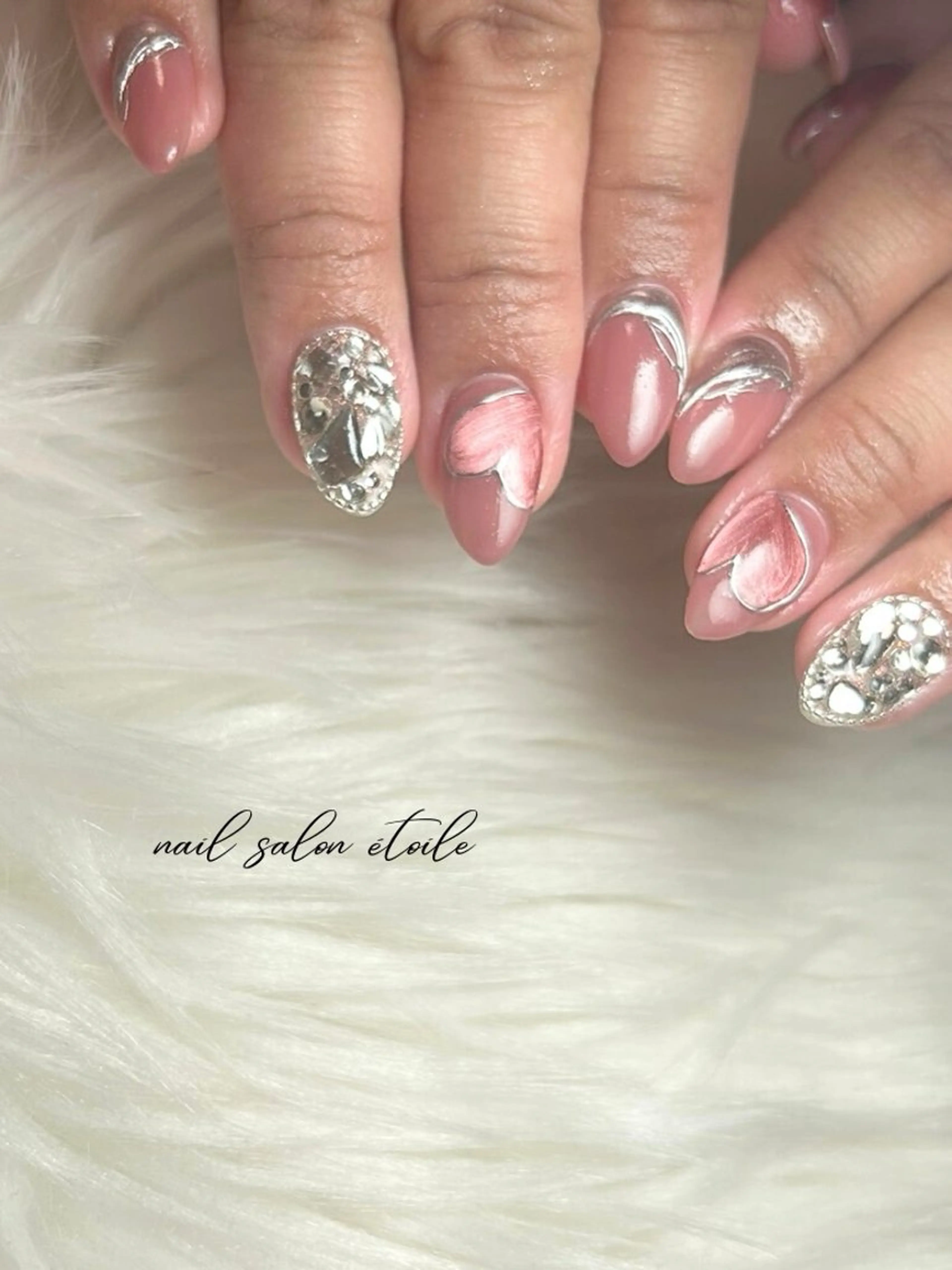 ネイル ハート キラキラネイル マグネットネイル ピンク ストーンネイル ハンドネイル nail salon étoileのネイルデザイン