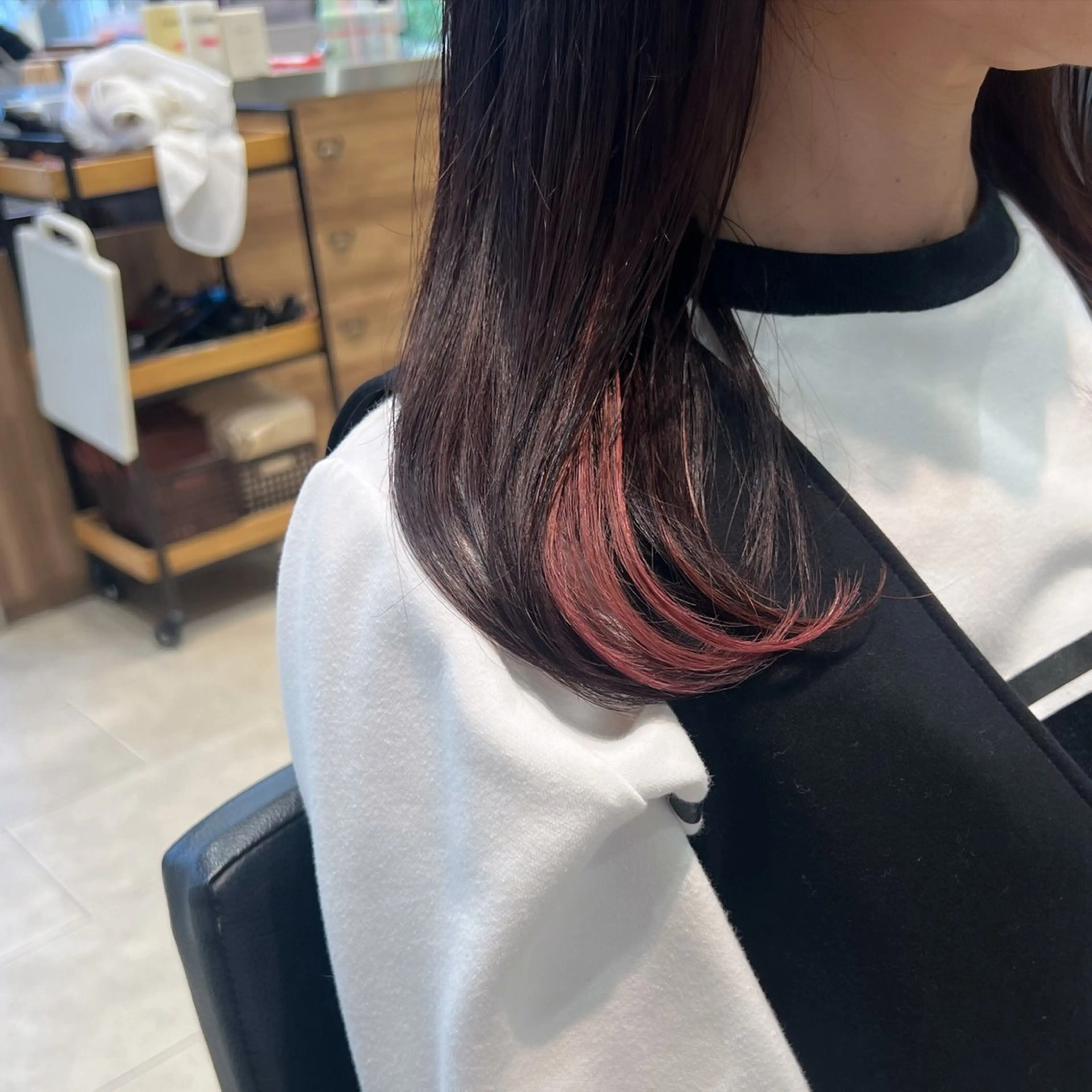 セミロング カラー ピンクカラー ヘアカラー 🫧Ai/ ロロネー森ノ宮💖のヘアスタイル