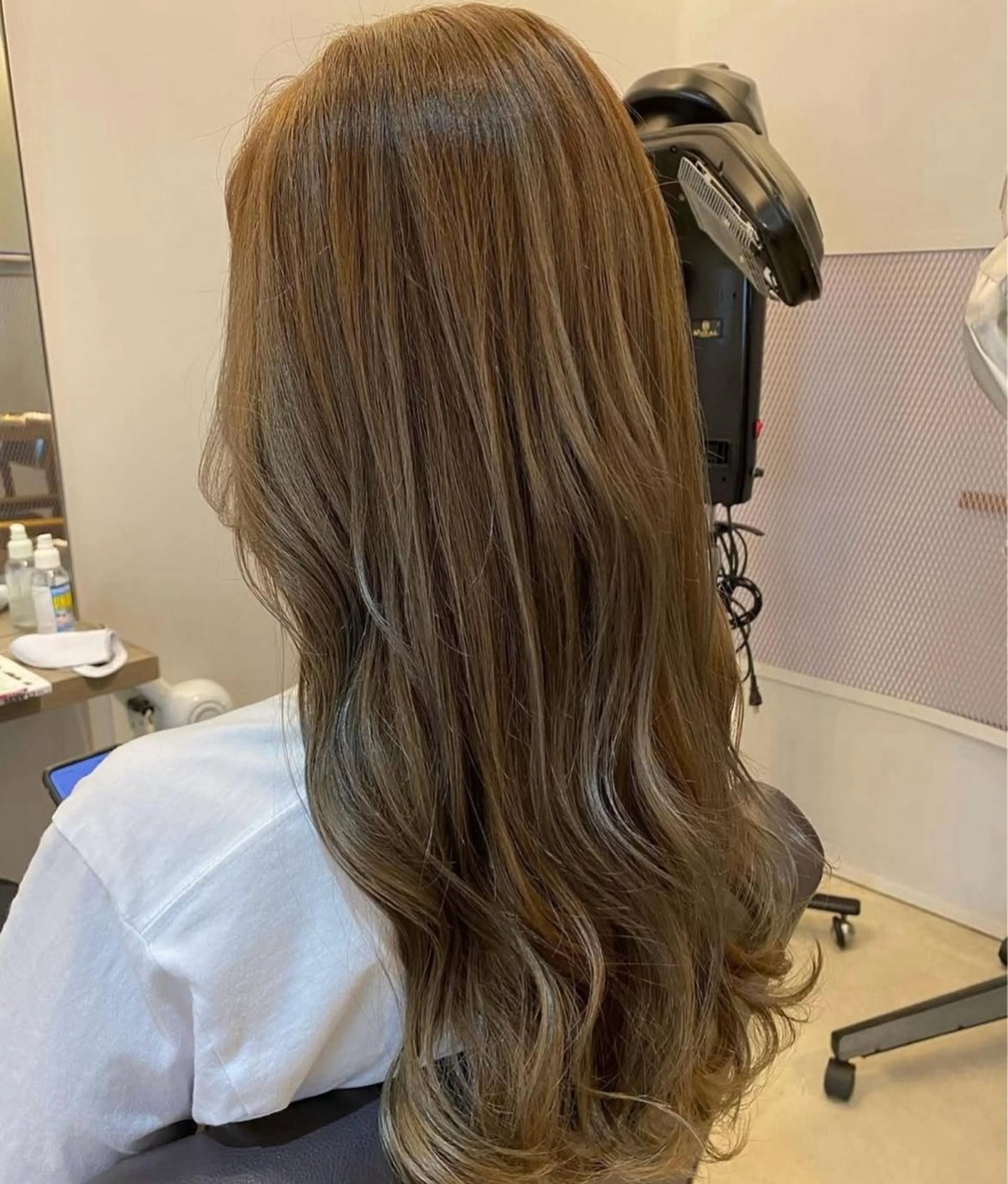 ロング 特化✨デザインカラー 白髪染め✨住田緋菜のヘアスタイル