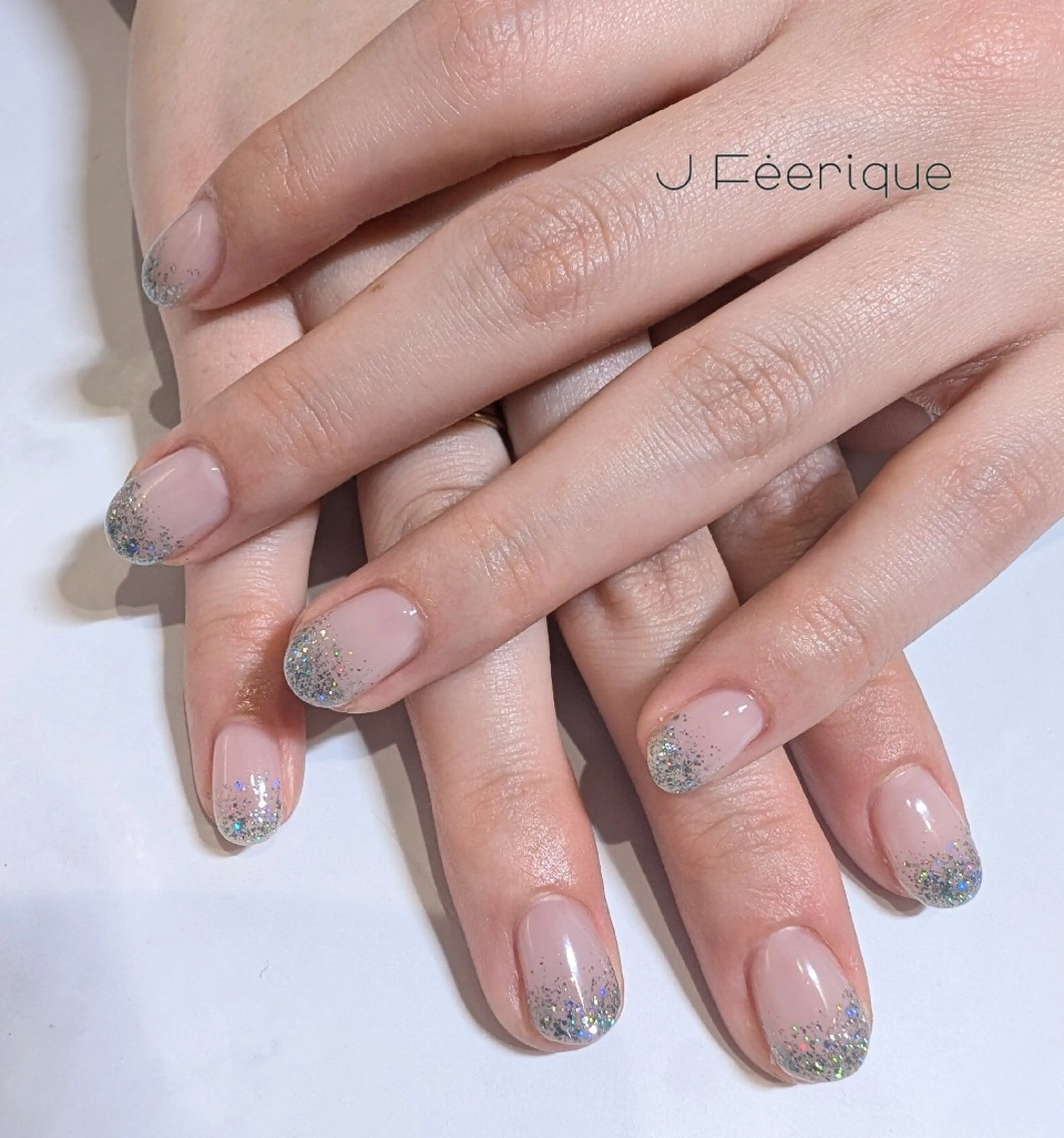 ネイル グラデーション ラメ(グリッター) ラメグラデーション ハンドネイル ハンドケア Eri　歴8年　/ 南森町ネイル💅のネイルデザイン