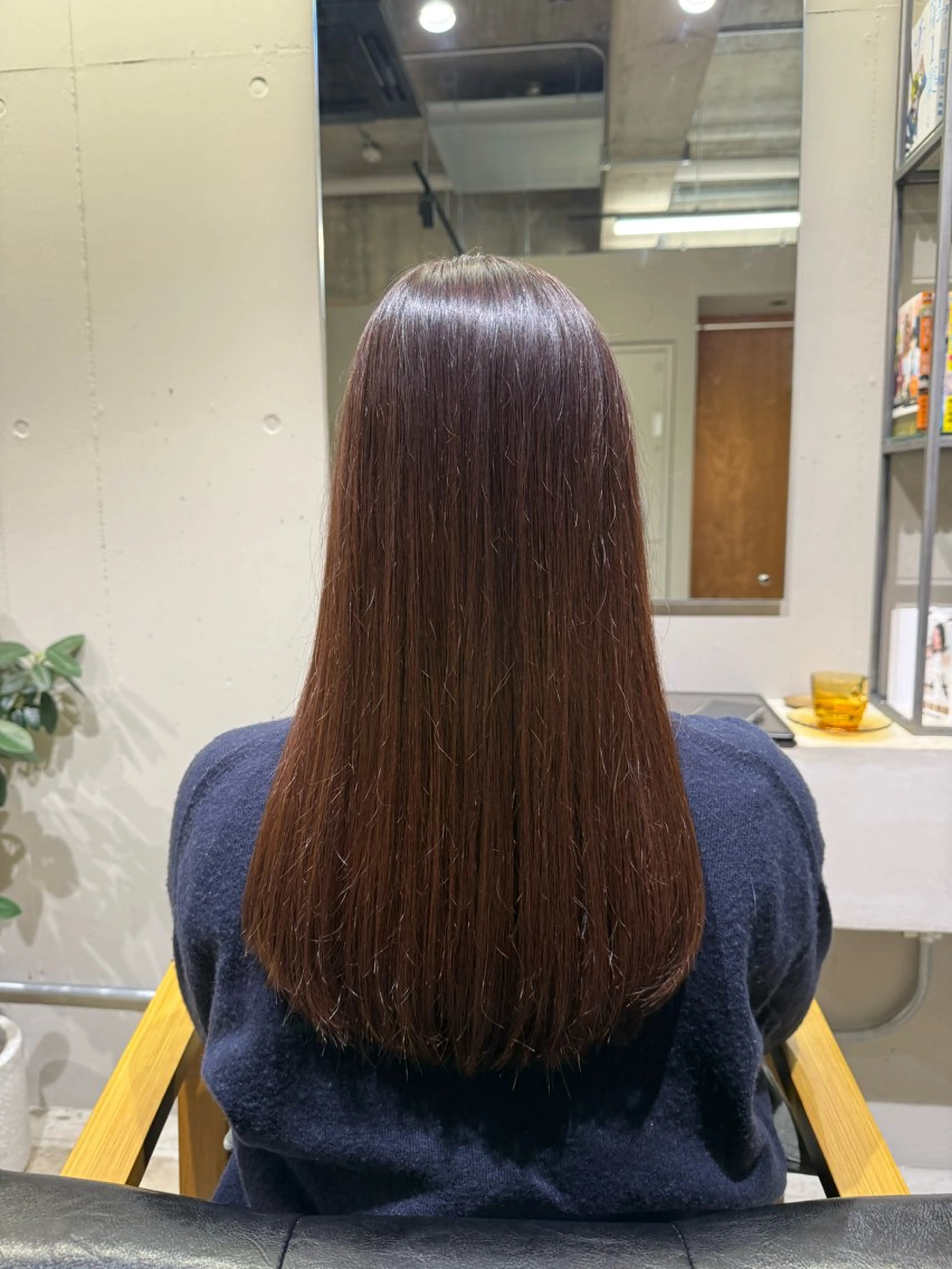 ロング ヘアカラー 安藤 里奈のヘアスタイル