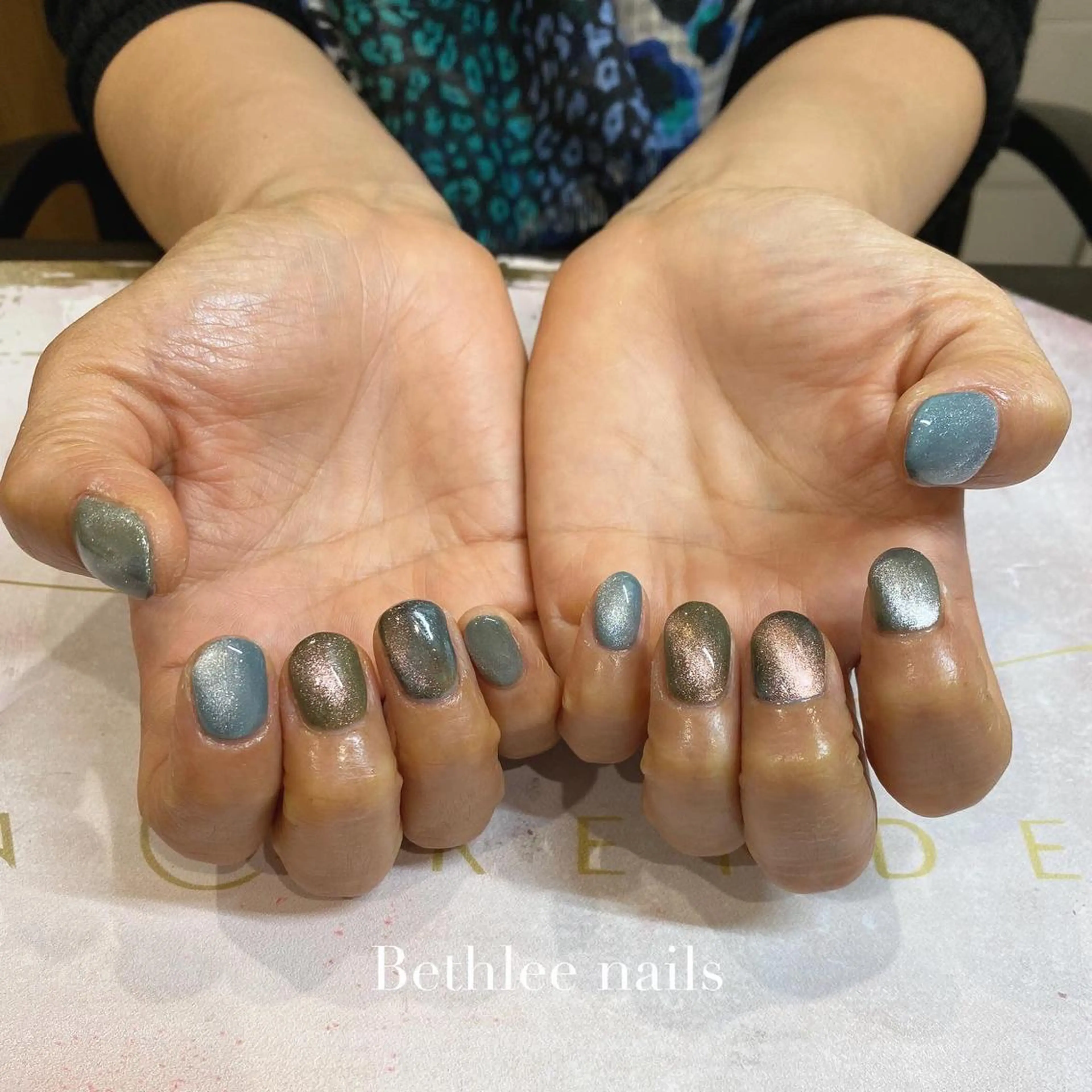 ネイル マグネットネイル ハンドネイル Bethlee nailsのネイルデザイン