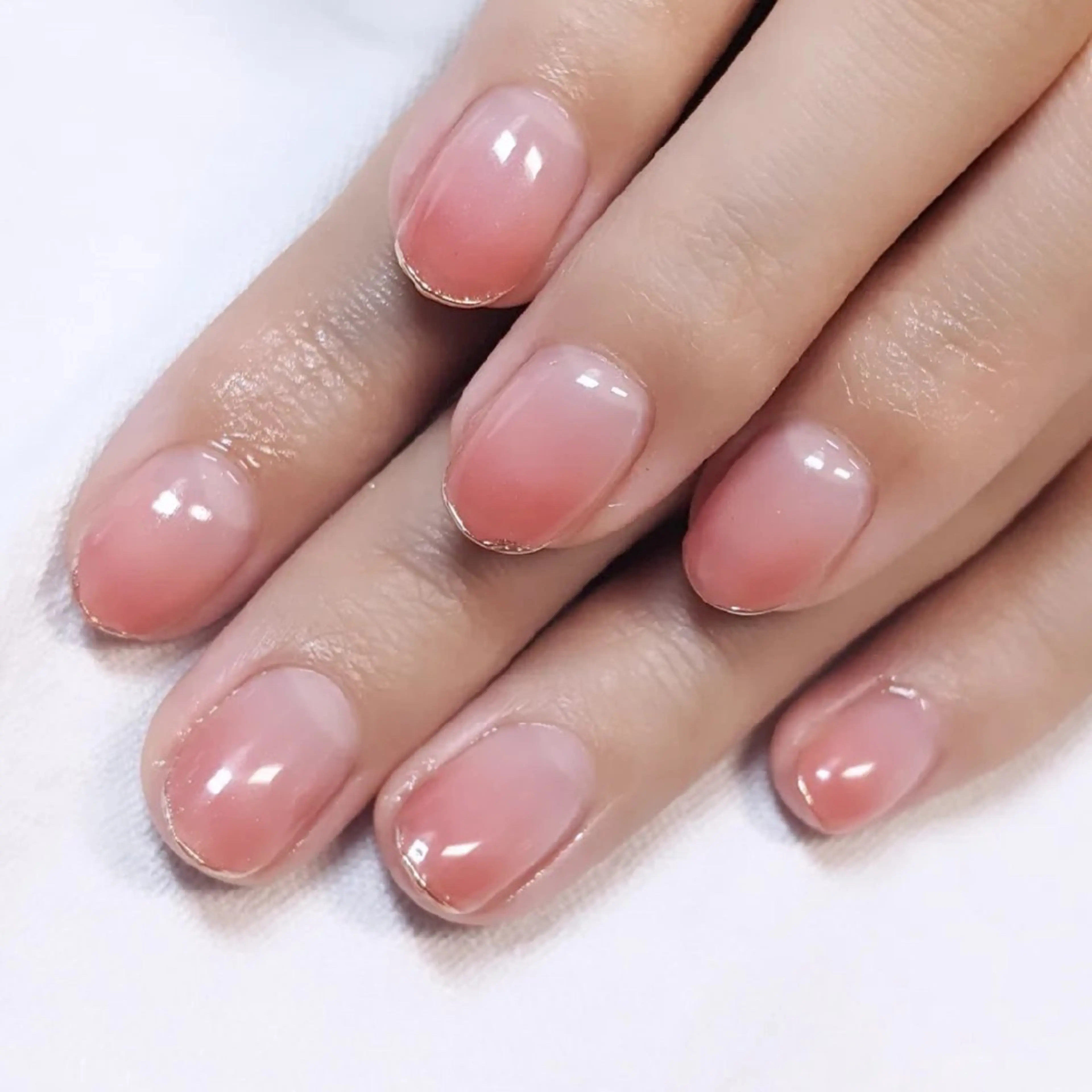 ネイル グラデーション ミラーネイル 暖~Haru~所属・高橋 志穂のネイルデザイン