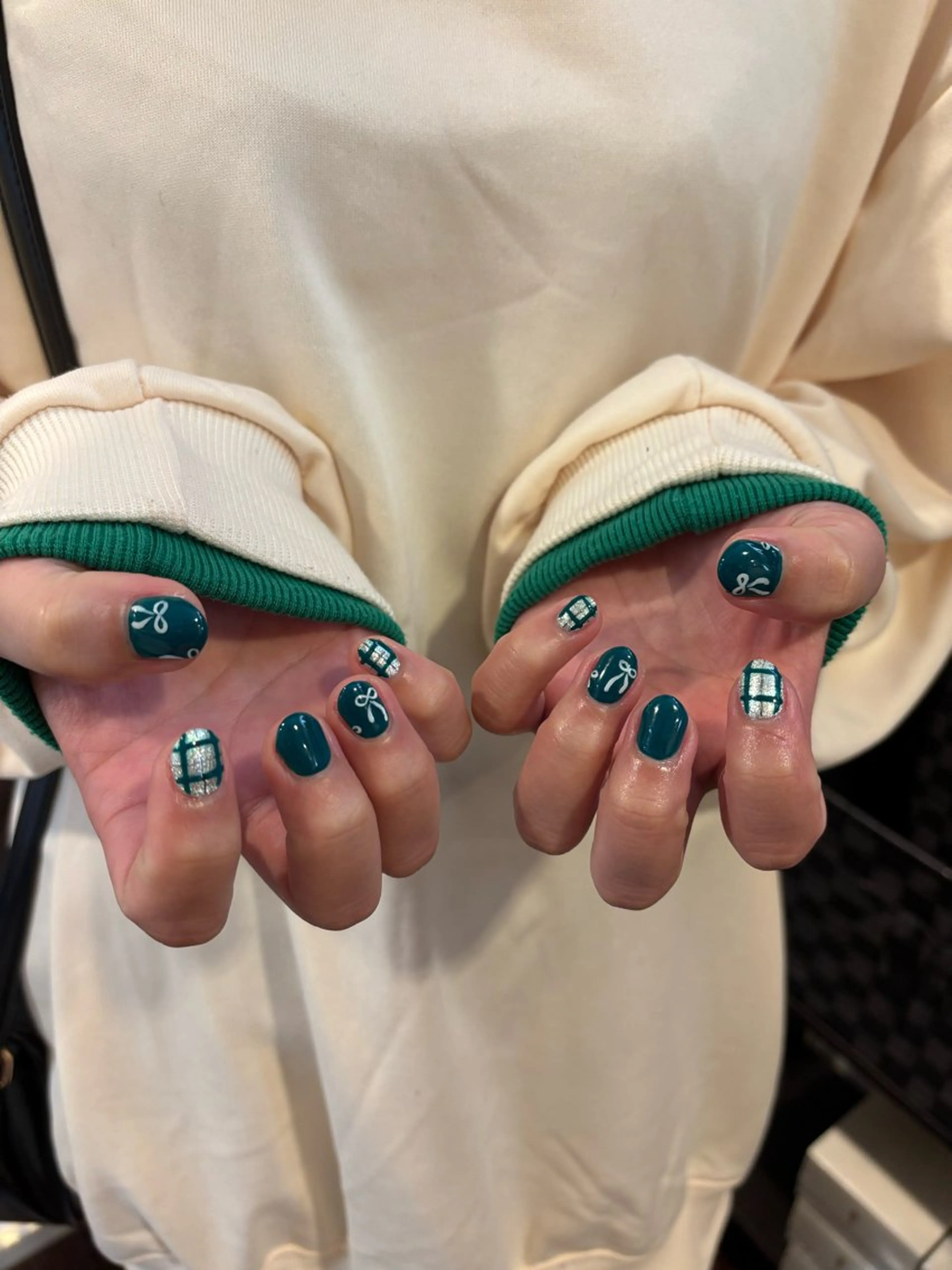 ネイル ハンドネイル 倉地 こころのネイルデザイン