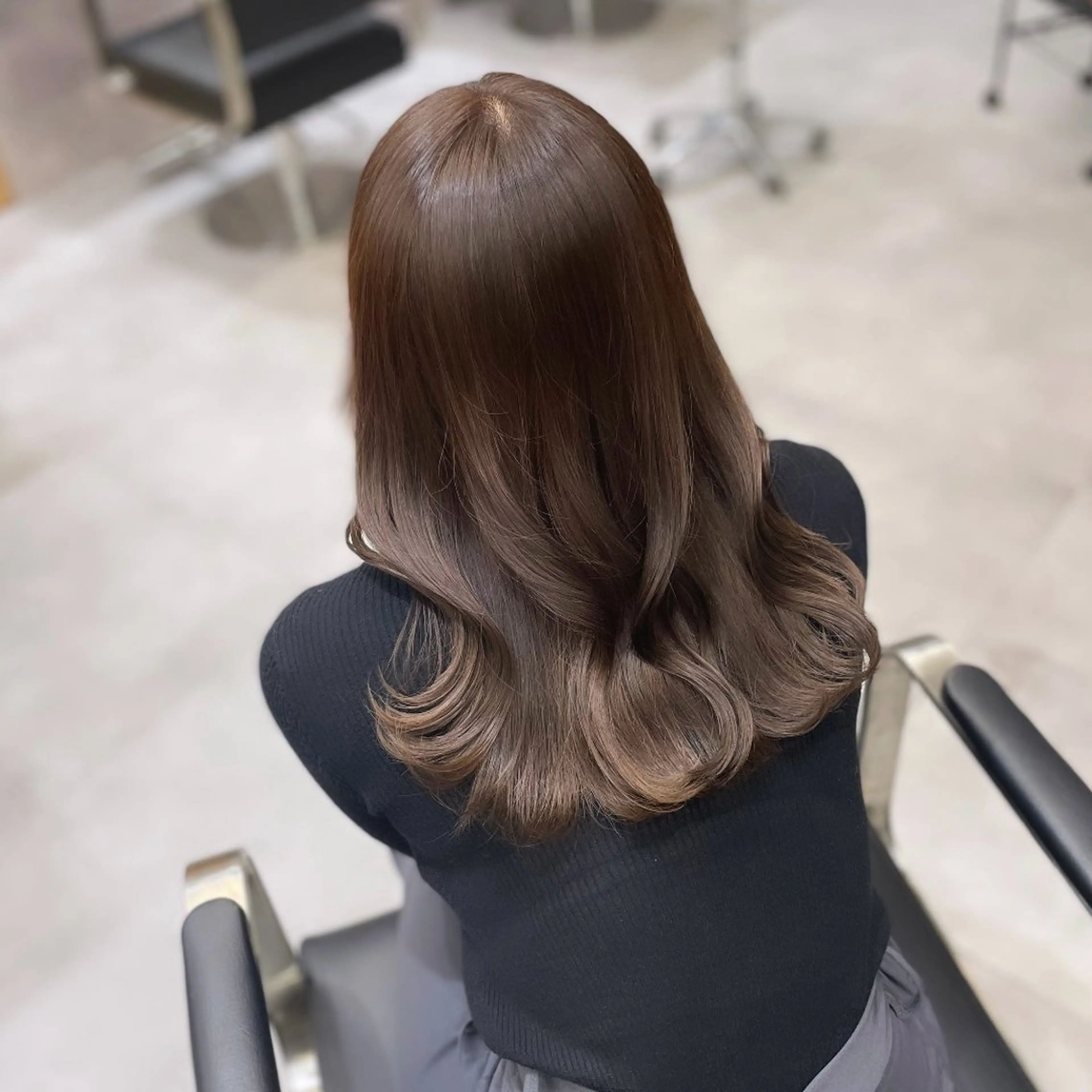 セミロング カラー ブリーチ ブラウンカラー ショコラブラウン 透明感カラー 髪質改善 カット ヘアカラー Rui/透明感カラー 暖色/レイヤーカットのヘアスタイル