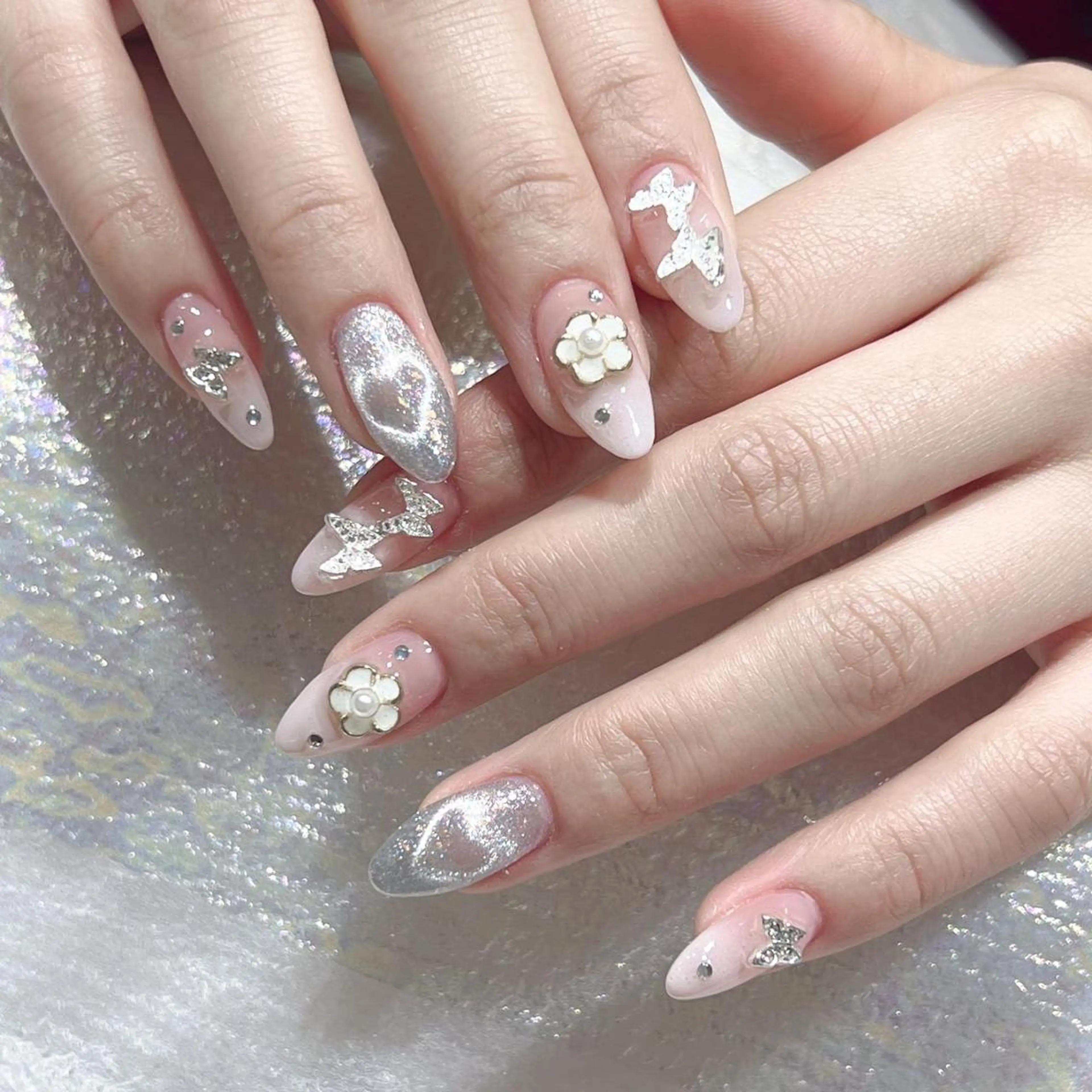 ネイル ハンドネイル Queens momoのネイルデザイン