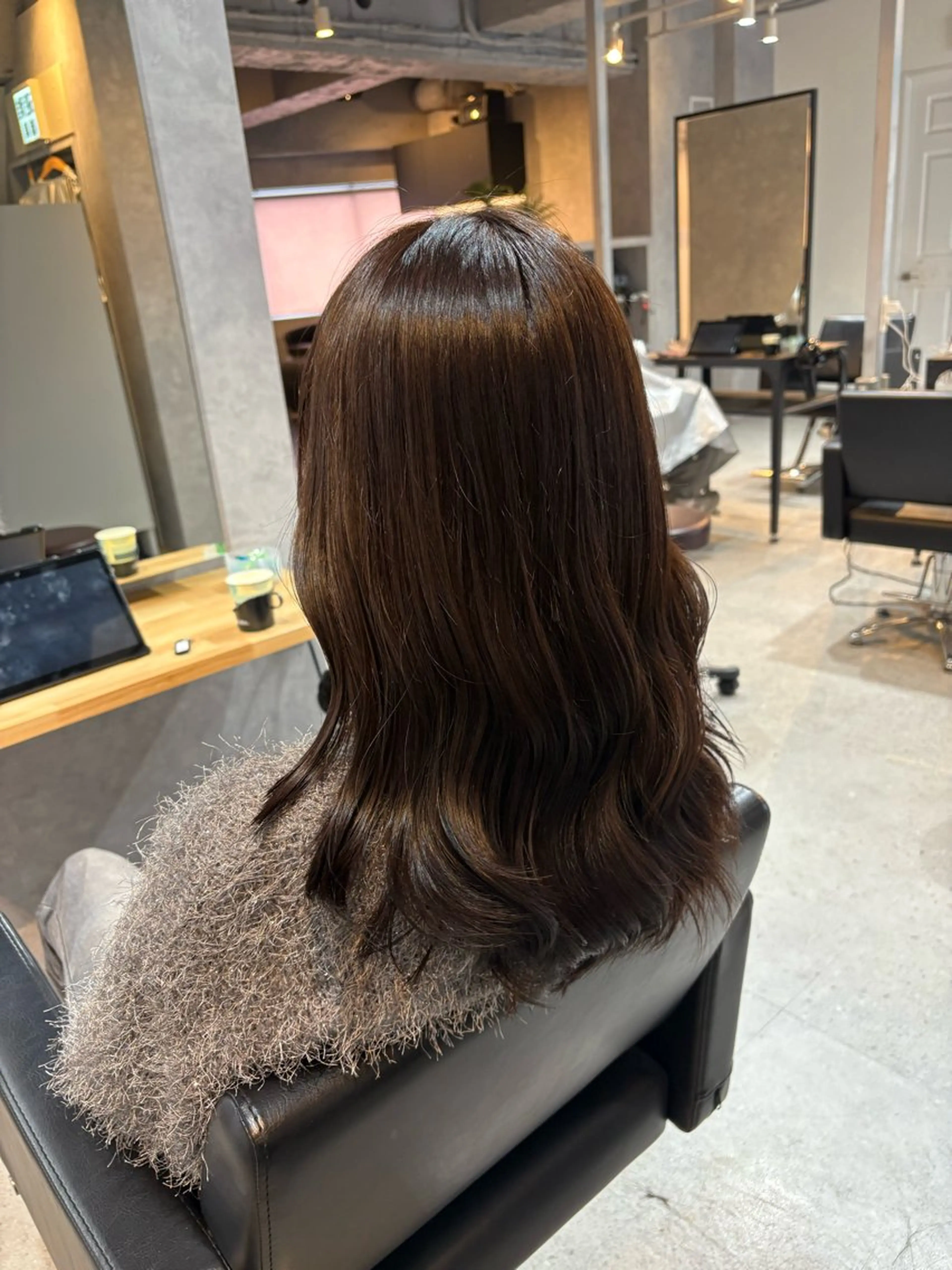 セミロング 🫧透明感カラー☁️ 国分寺/むらさわ🧸のヘアスタイル