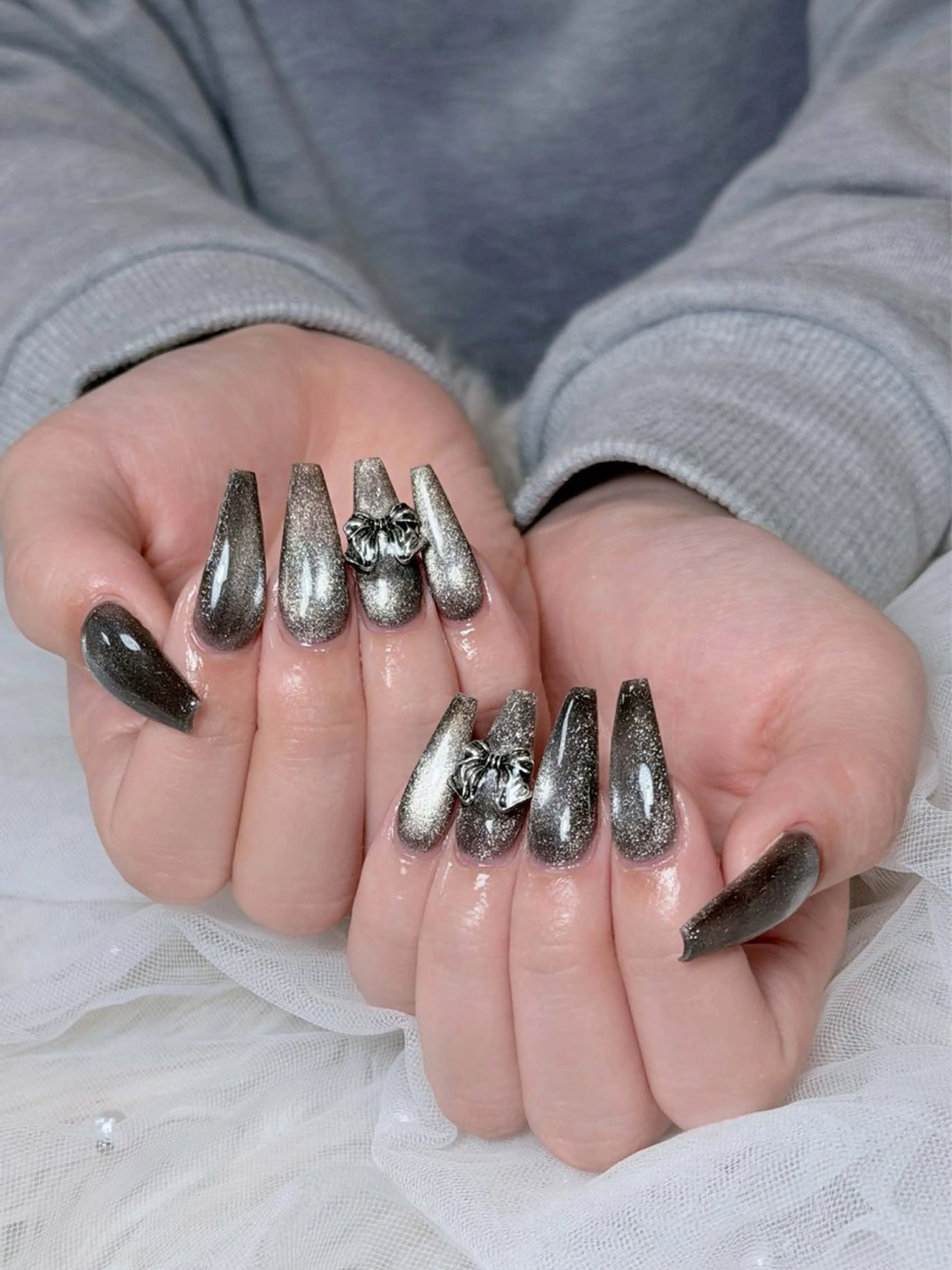 ネイル チークネイル ドット フレンチネイル グラデーション ハート ハンドネイル Julli NailStudioのネイルデザイン