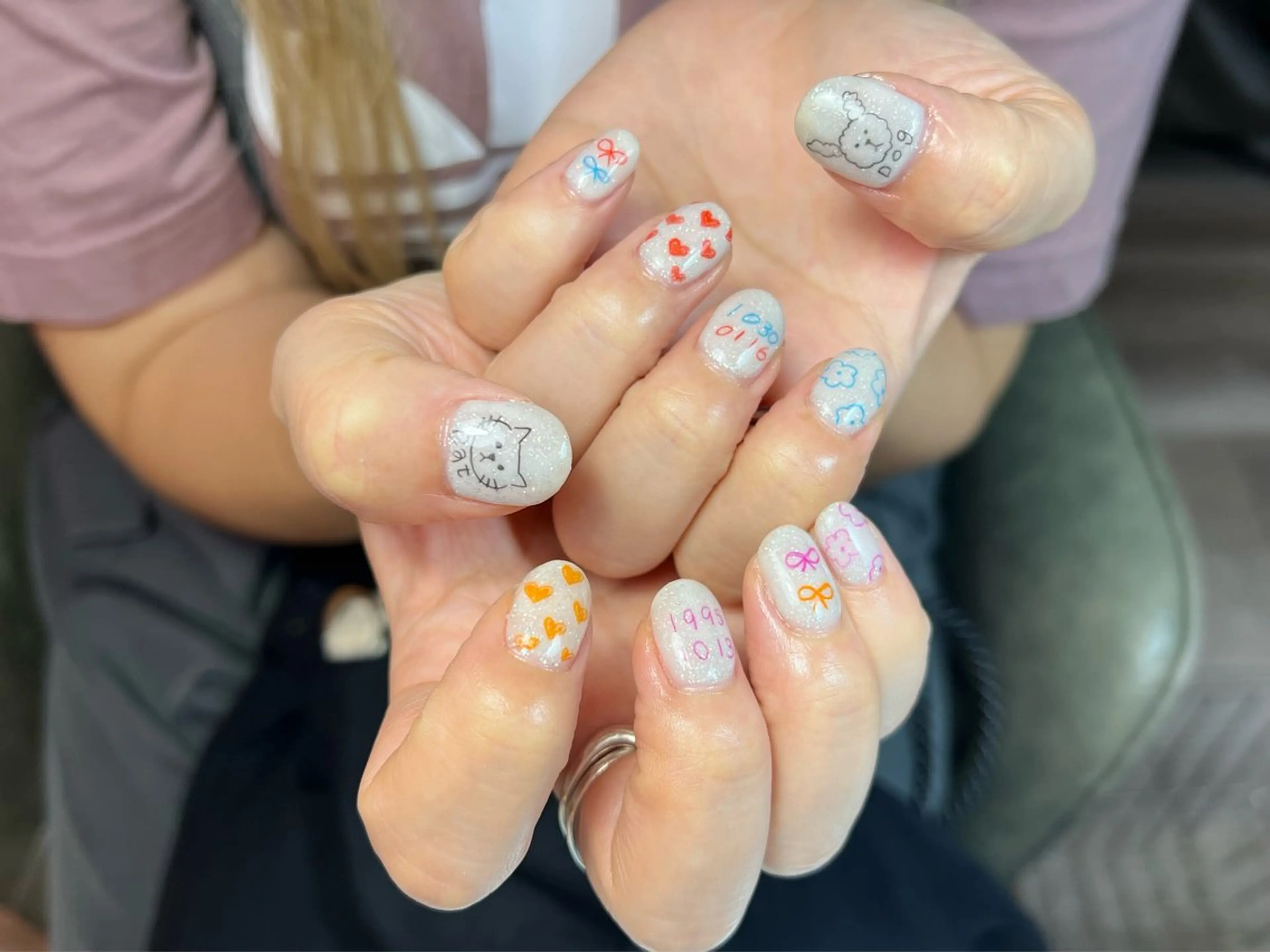 ネイル アートネイル ハンドネイル 小島 志音のネイルデザイン