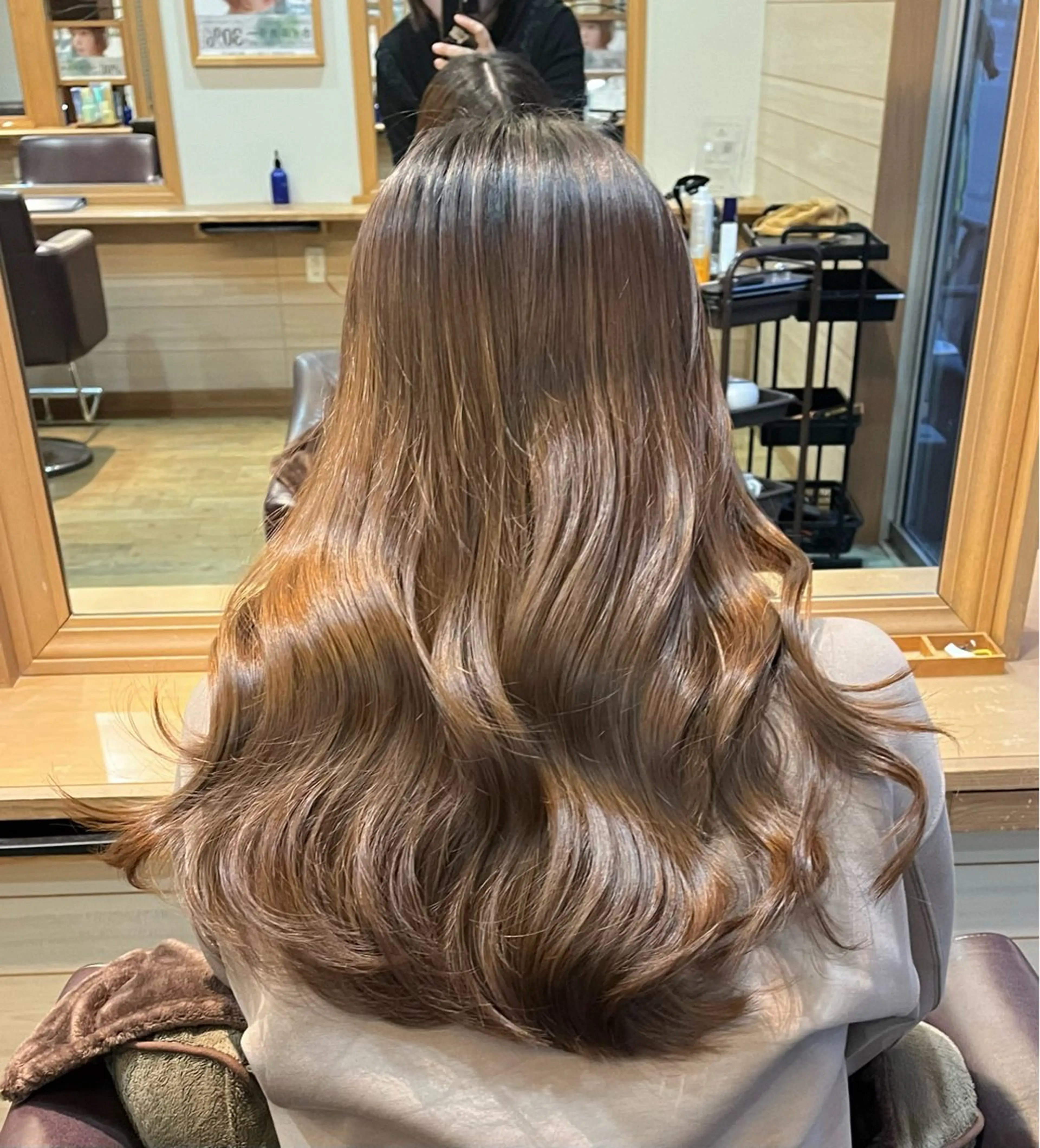 ロング カラー ヘアアレンジ ベージュカラー 透明感カラー ダブルカラー 栗林 姫花のヘアスタイル