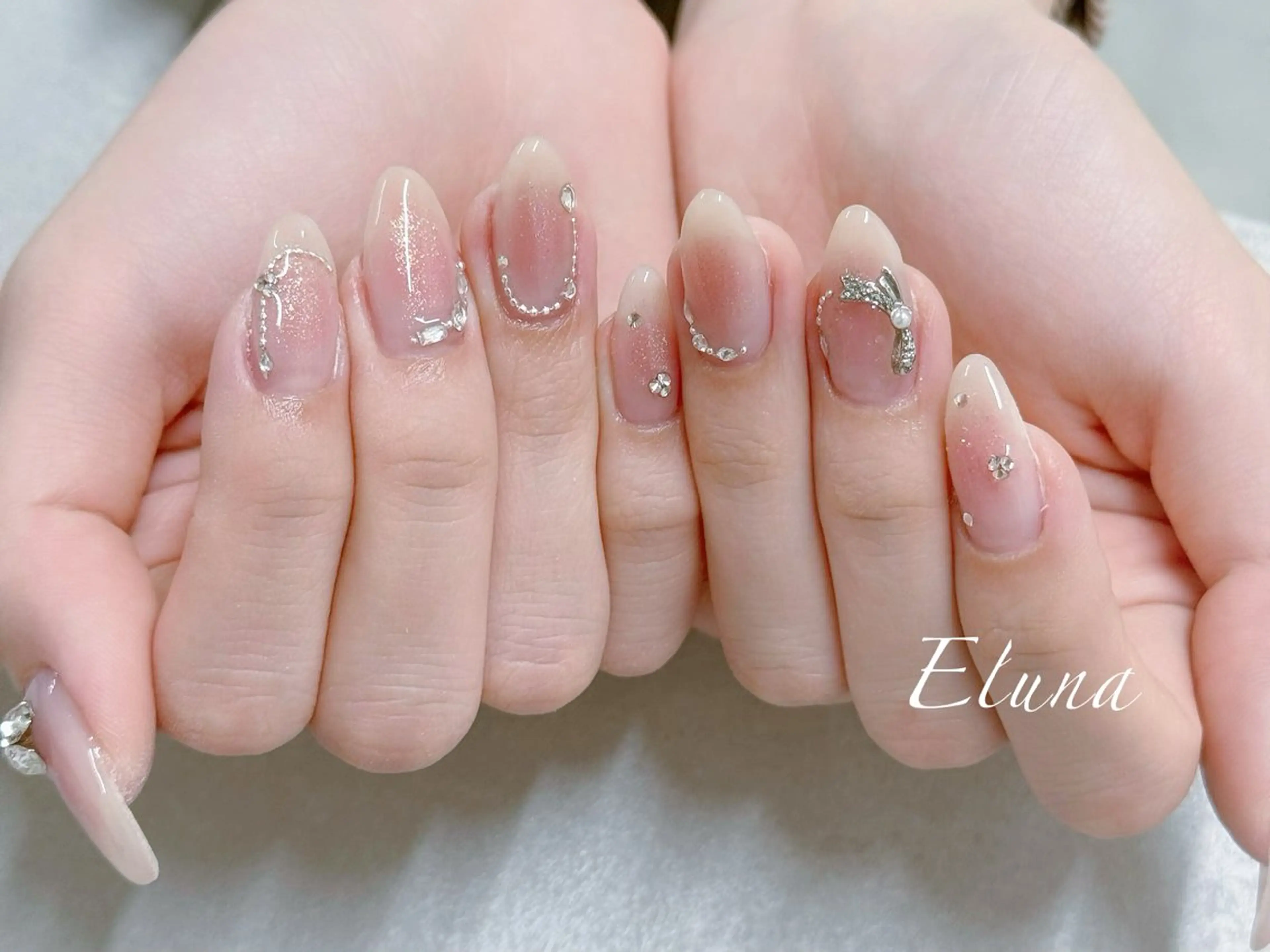 ネイル ハンドネイル Eluna【新宿】所属・羽鳥 薫乃のネイルデザイン