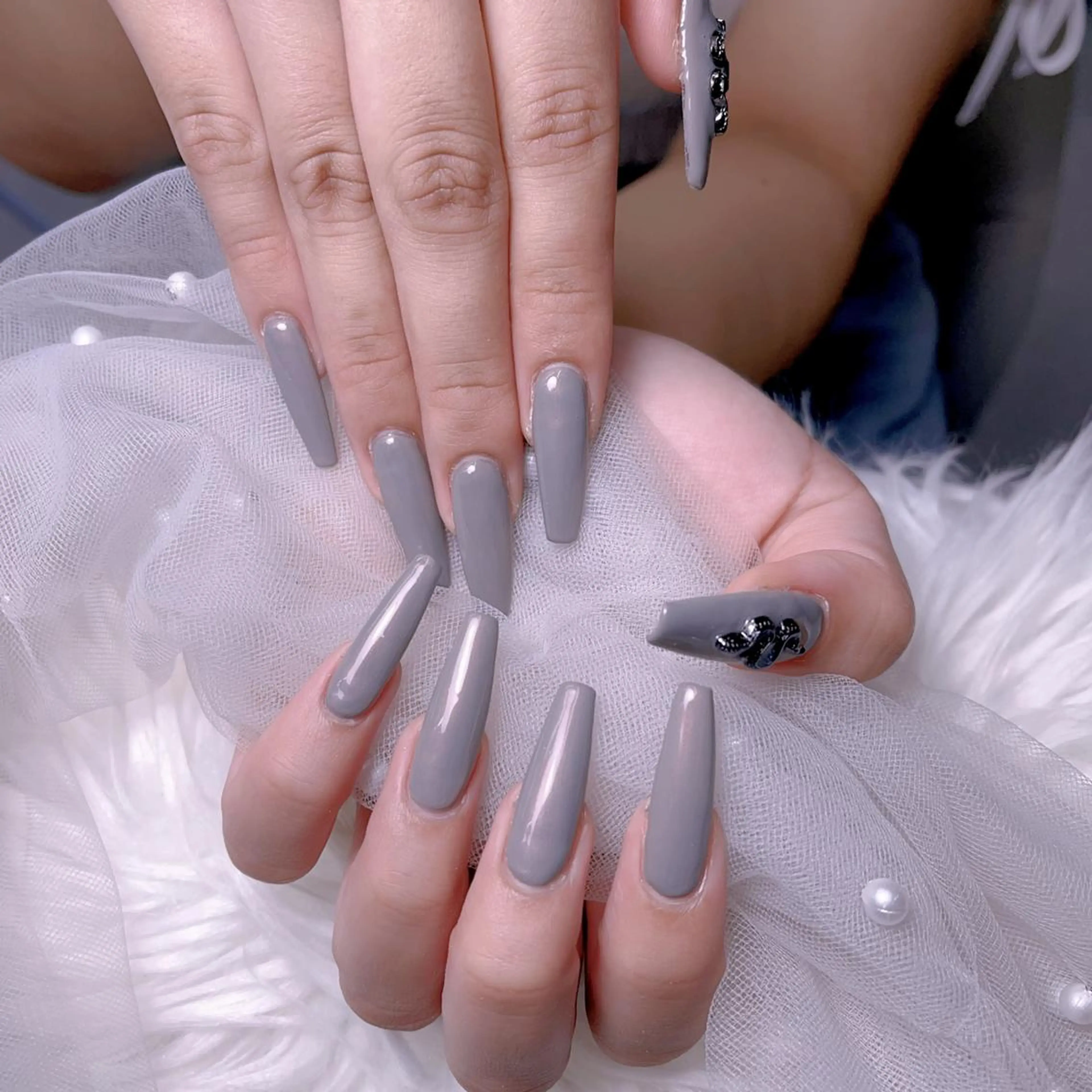 メンズ ネイル アートネイル フレンチネイル ジェルネイル キラキラネイル パラジェル Bloom スカルプ専門店のネイルデザイン