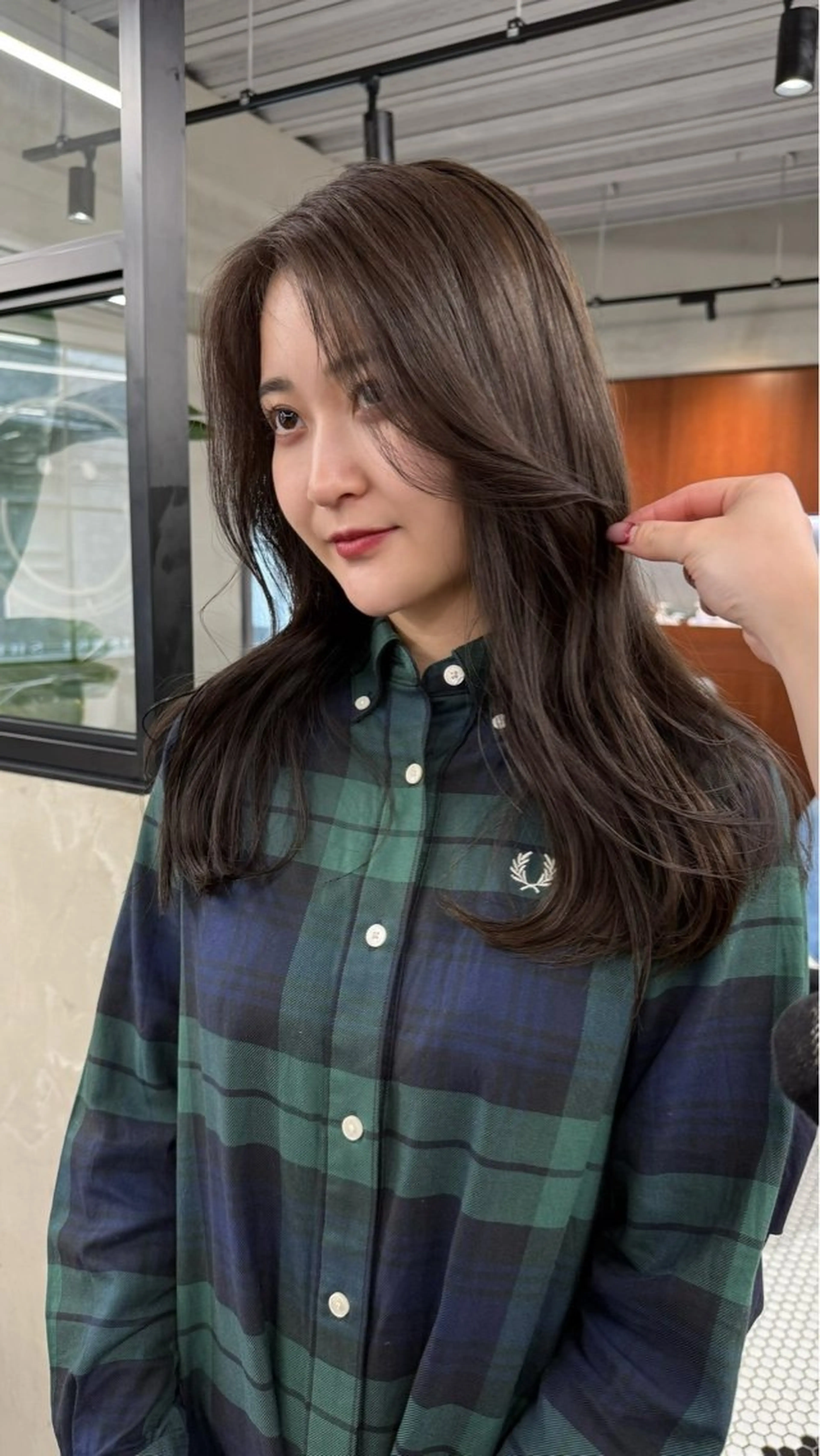 ロング カラー nico TOKYO所属・ニュアンス/ センターパート/イノのヘアスタイル