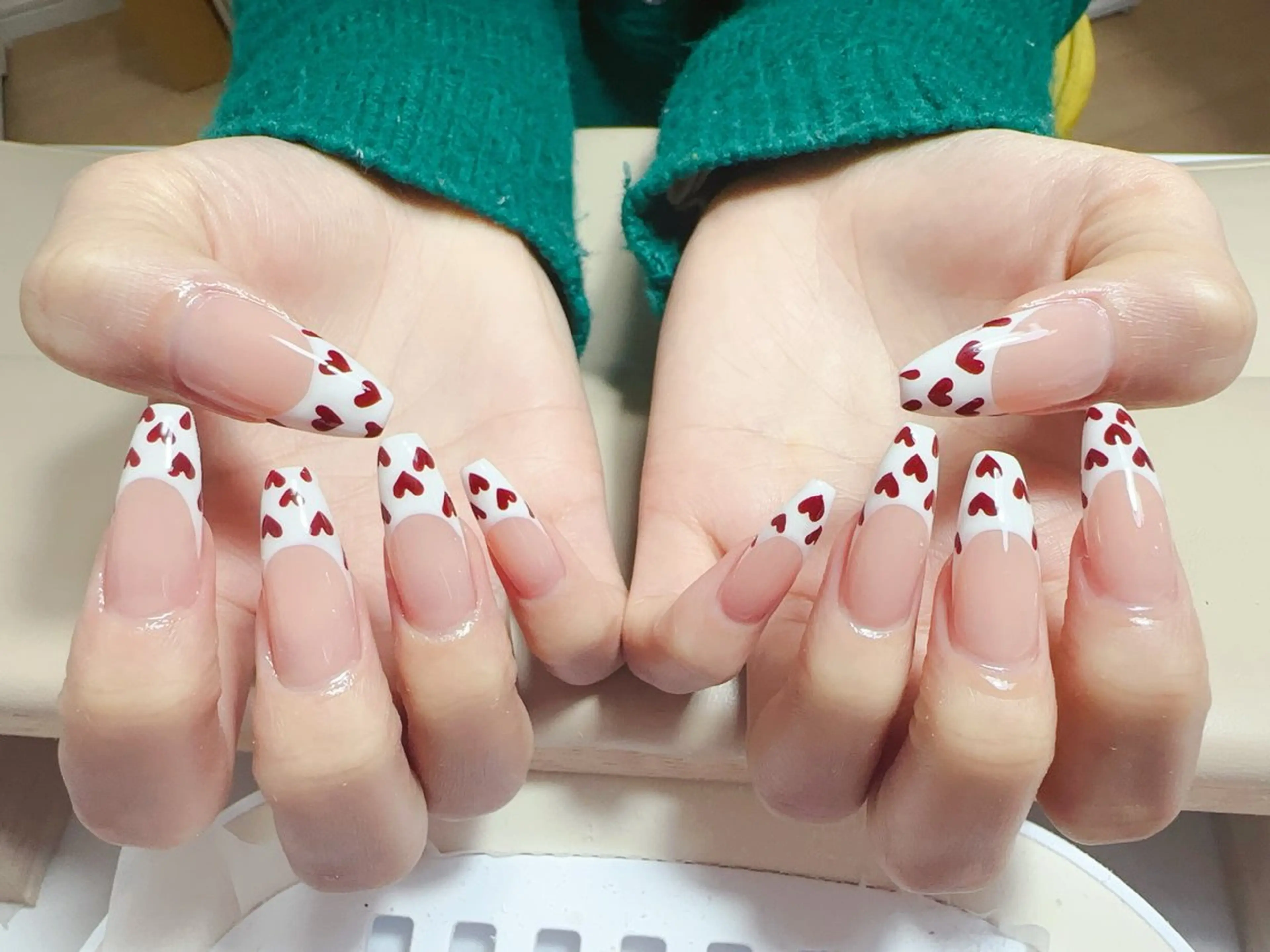 ネイル ハンドネイル NAIL CIRCLESのネイルデザイン