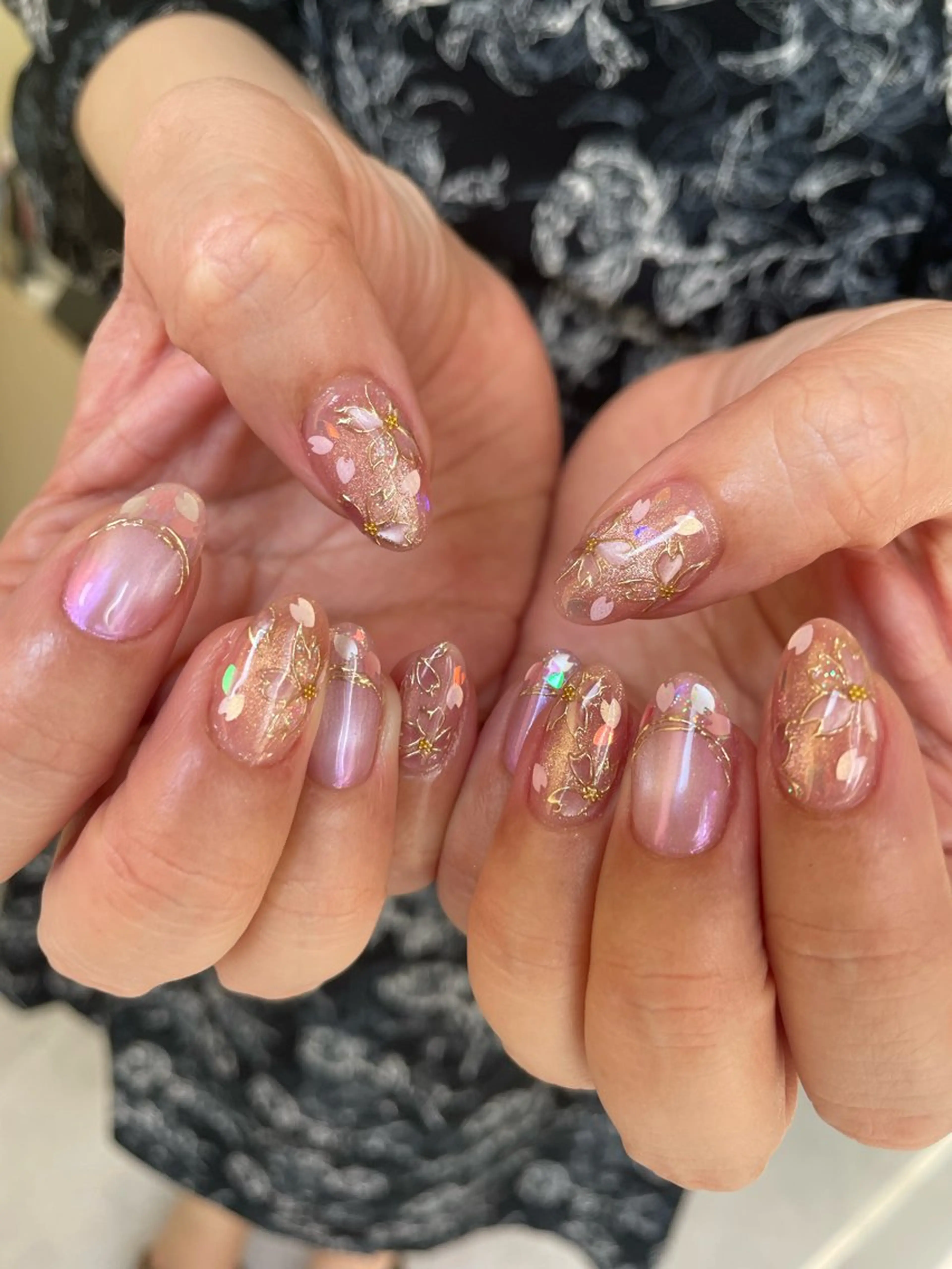 ネイル ハンドネイル Hisaka Mikiのネイルデザイン