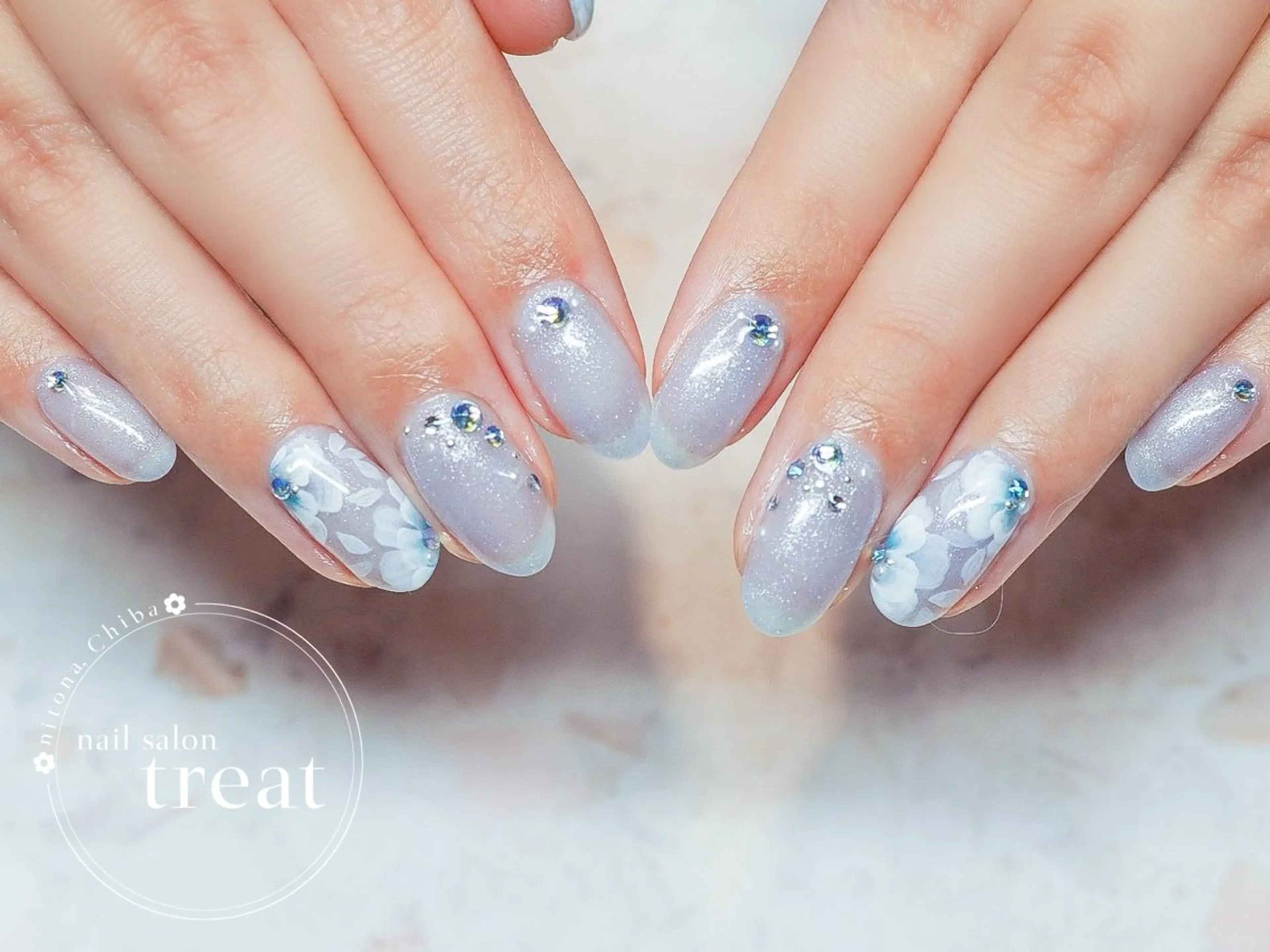 ネイル アートネイル フラワーネイル 水色 nail salon treat あいのネイルデザイン