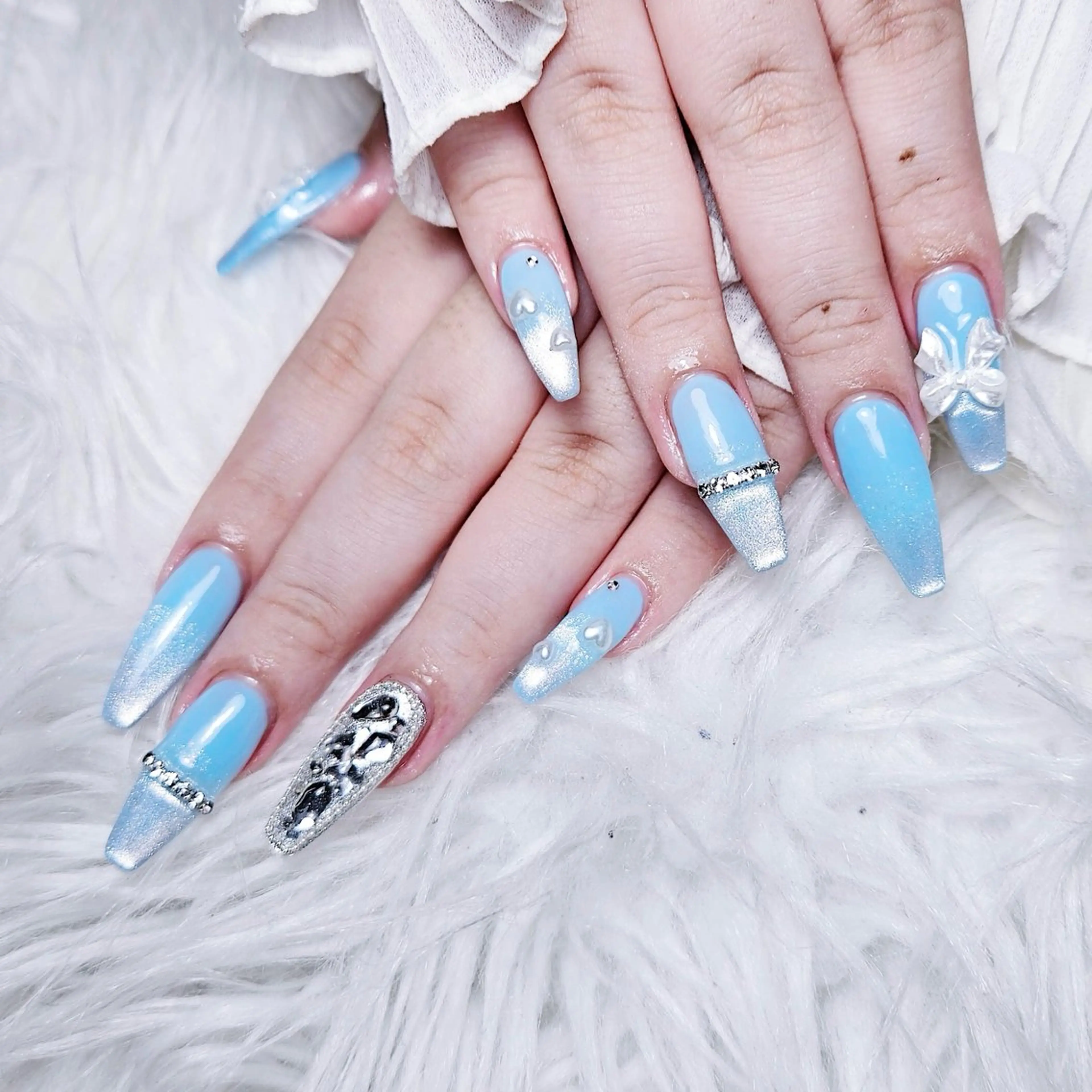 ネイル ハンドネイル 🌈Yun nail hyejin💋のネイルデザイン