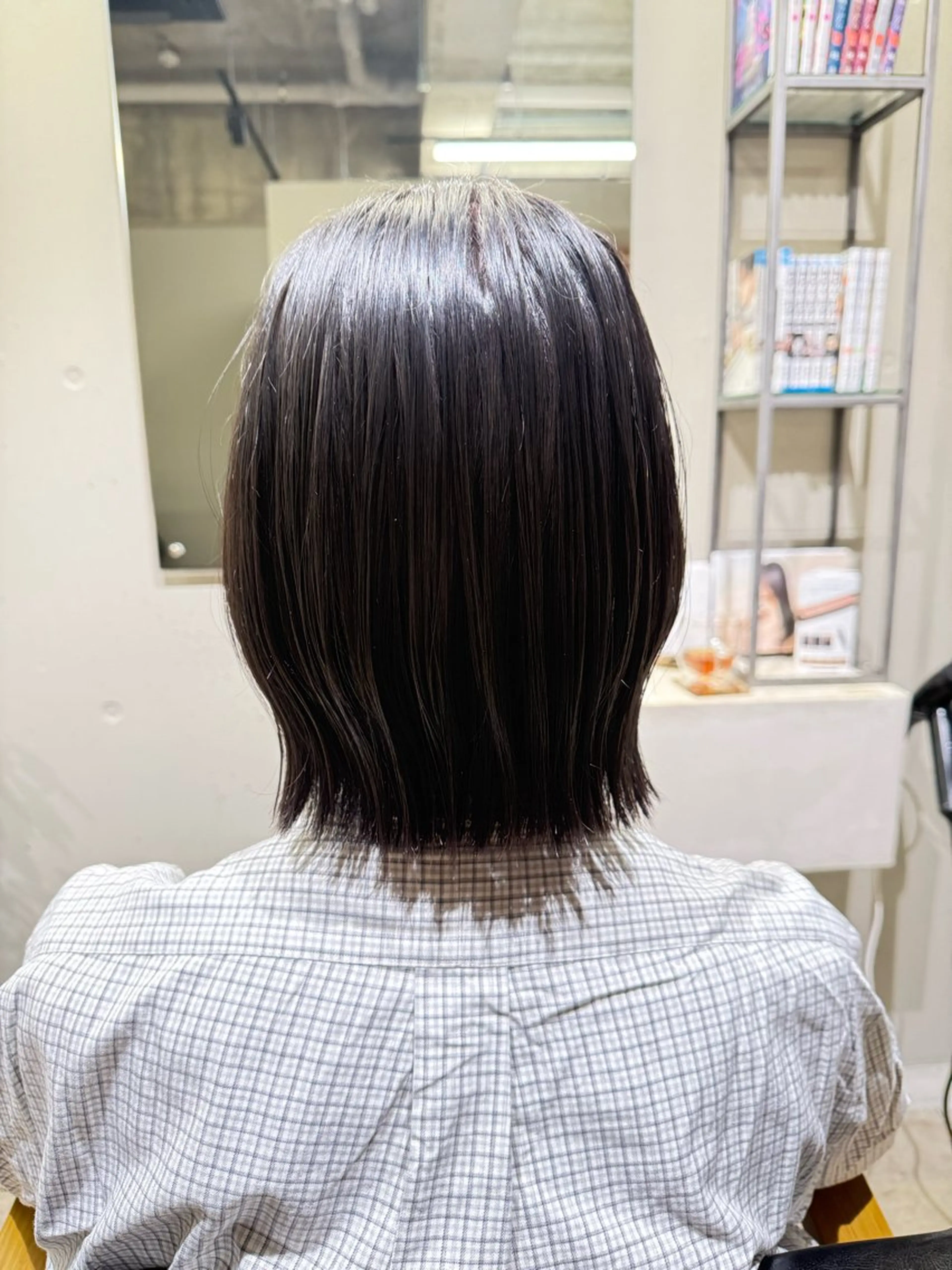 ショート ヘアカラー 安藤 里奈のヘアスタイル