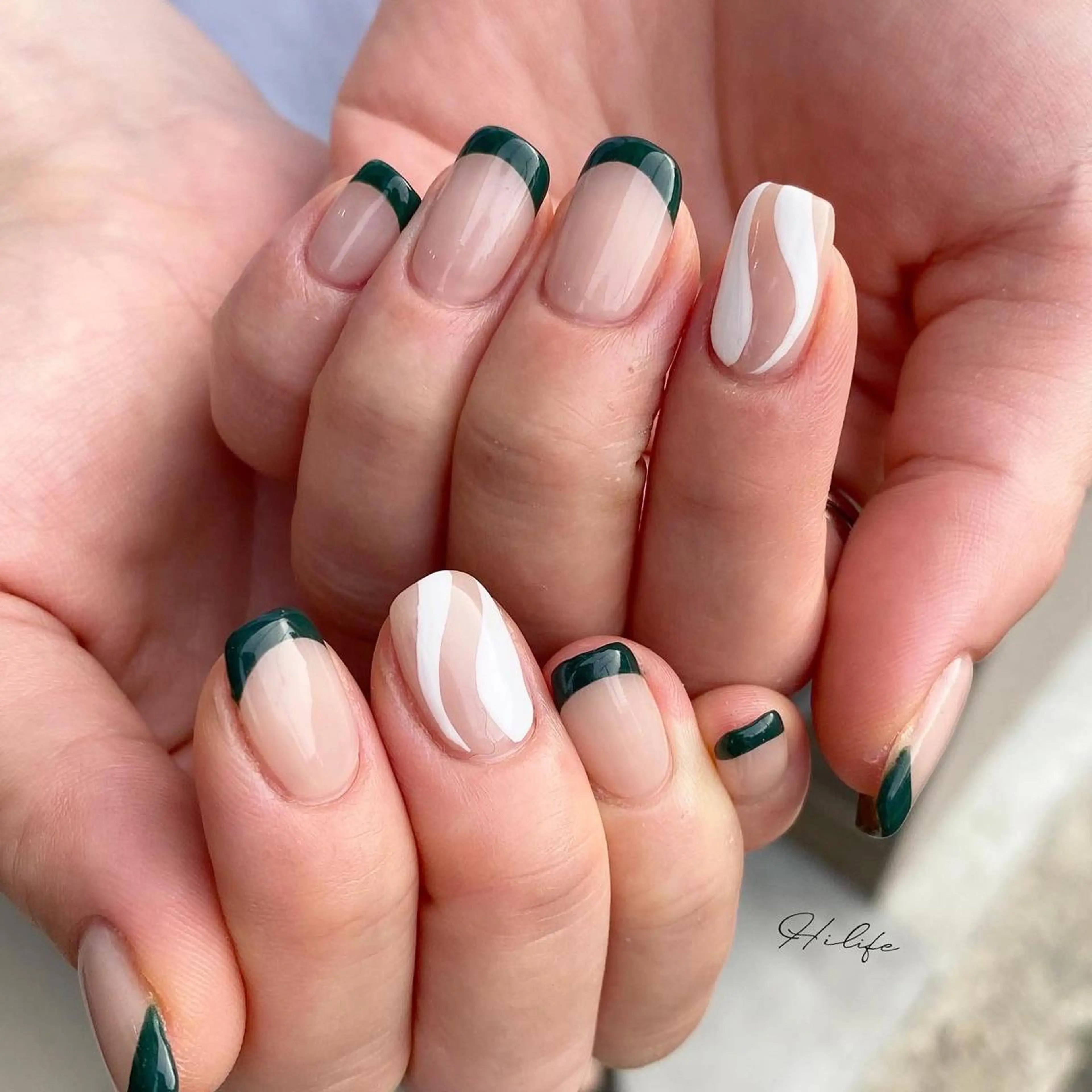 ネイル フレンチネイル ネイルチップ ハンドネイル Nail Adore.のネイルデザイン