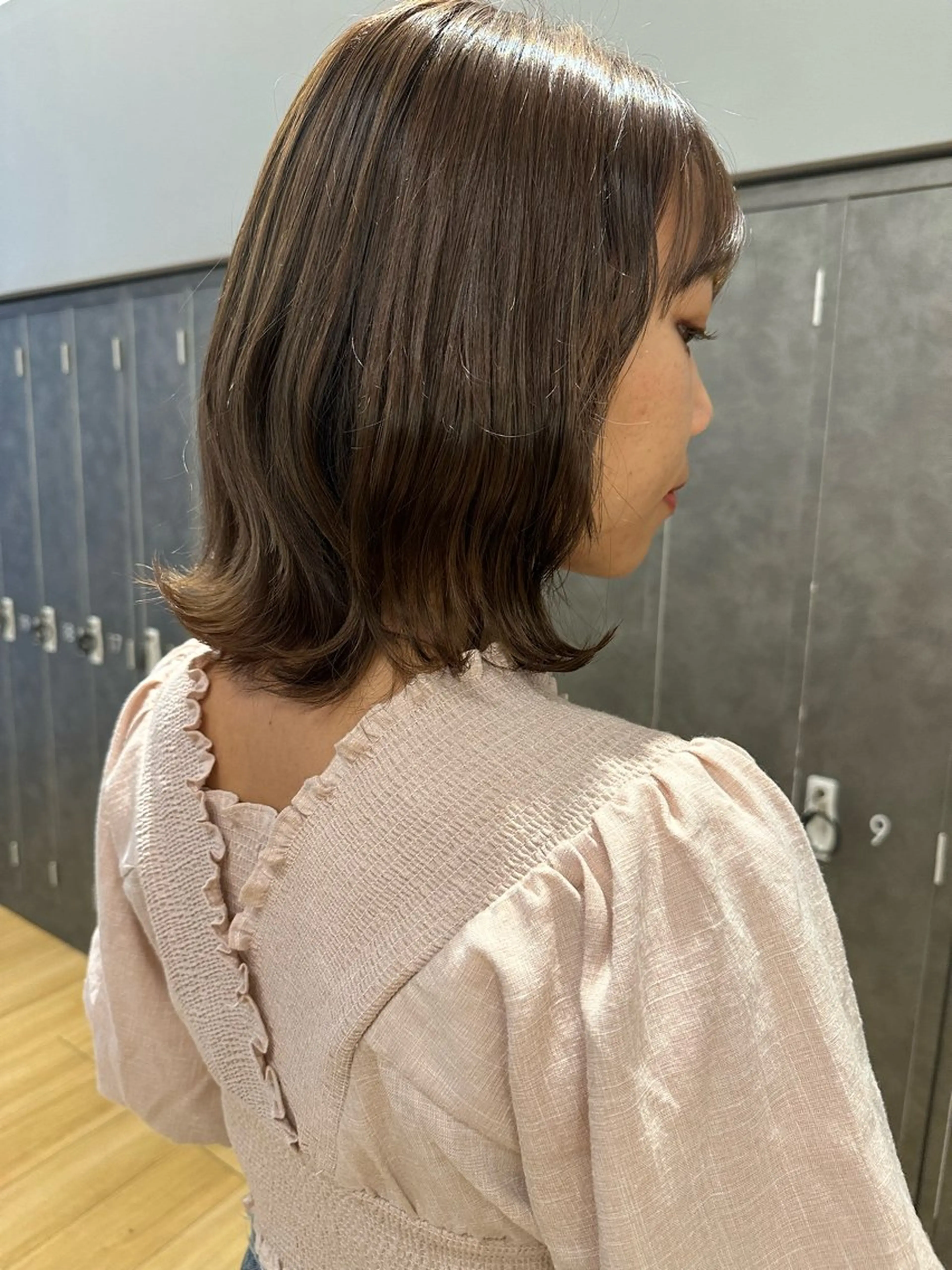 セミロング カラー GIEN 西宮ガーデンズプラス所属・中尾 碧斗のヘアスタイル