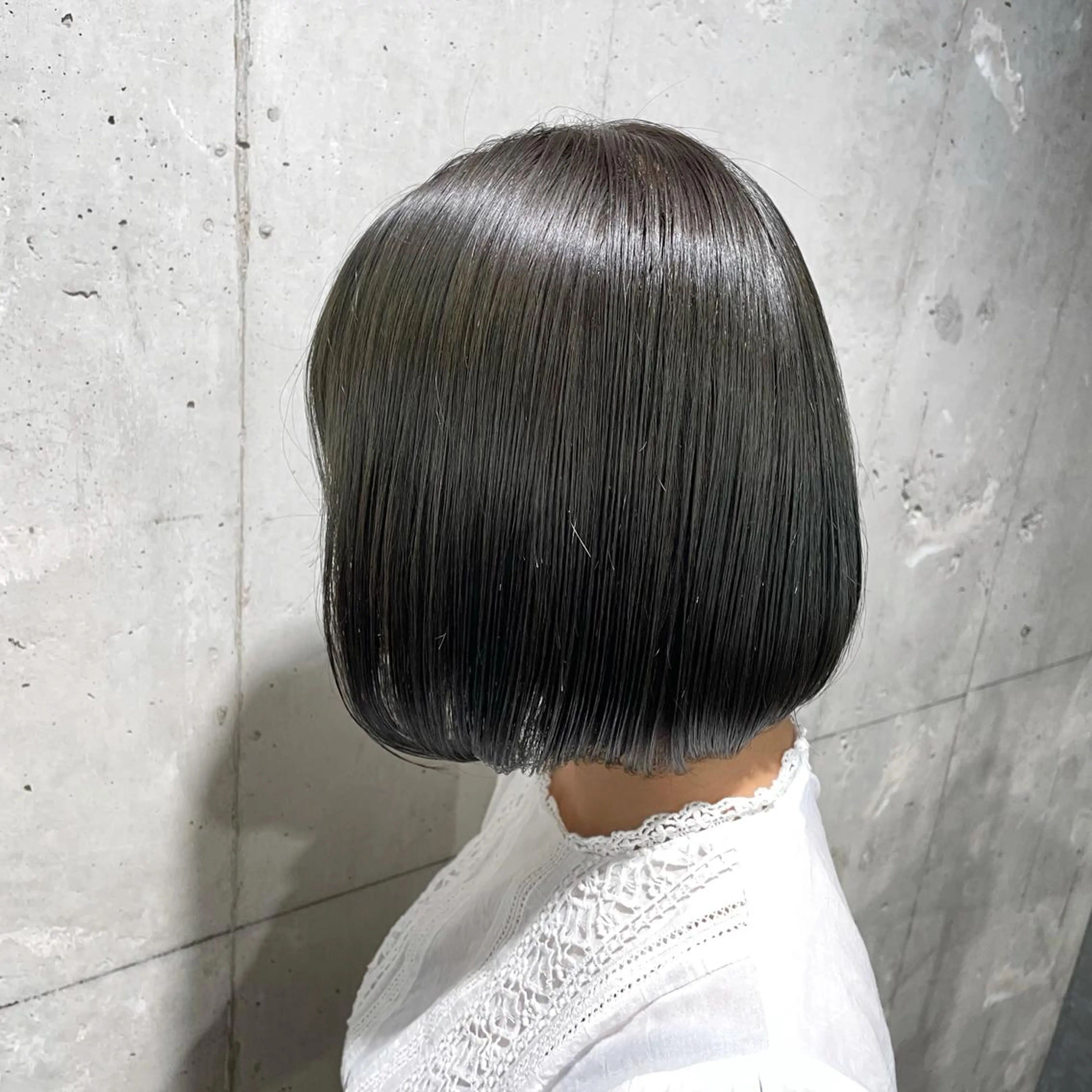 ミディアム カット ヘアカラー ヘアセット I'S.横浜所属・赤み消しカラー 🍀JUNKIのヘアスタイル