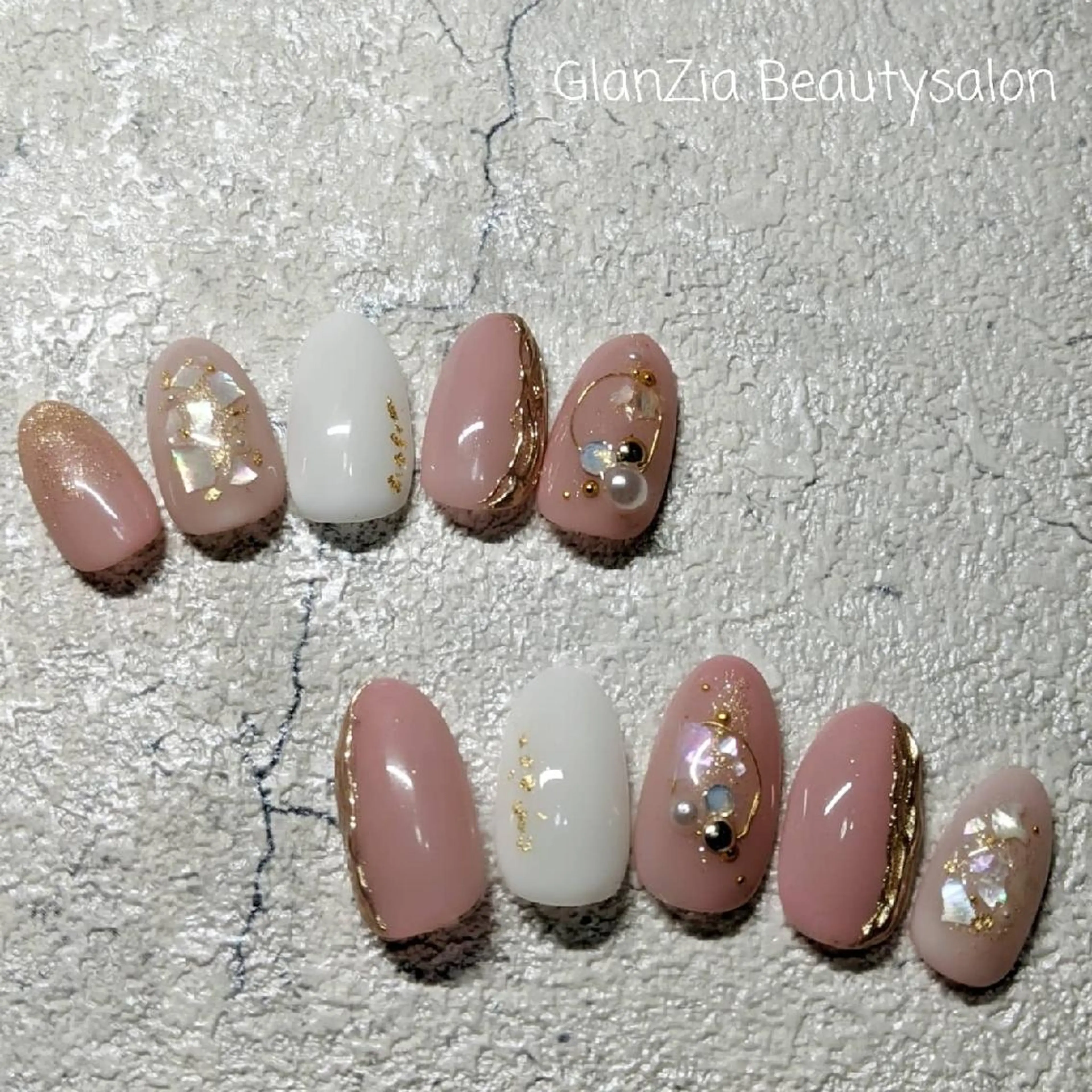 ネイル アートネイル オーロラネイル フラワーネイル フレンチネイル グラデーション 南流山 ネイルサロン グランツィア のネイルデザイン