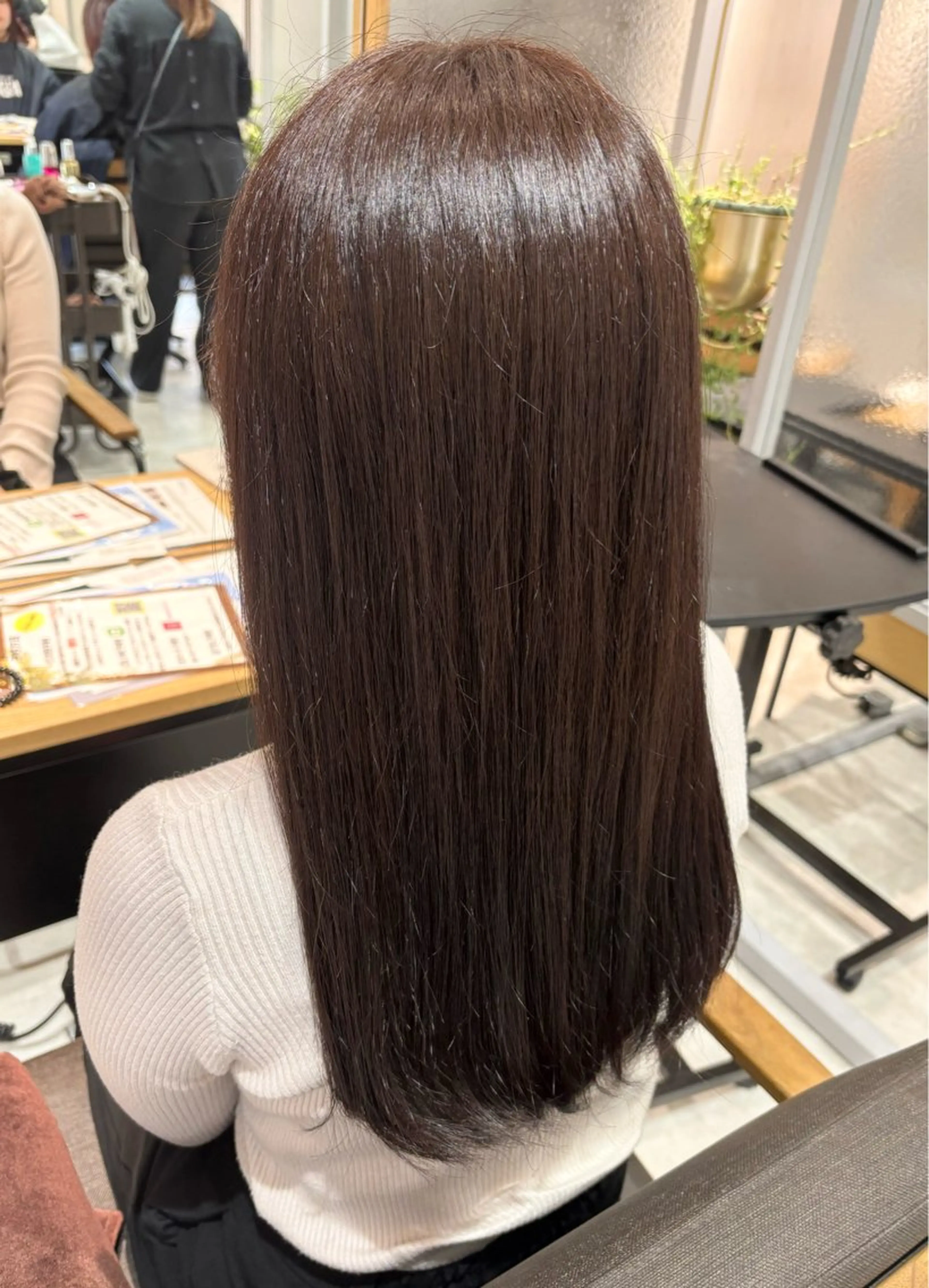 ロング チョコレートブラウン BASSA国分寺🧸 ヨウコのヘアスタイル