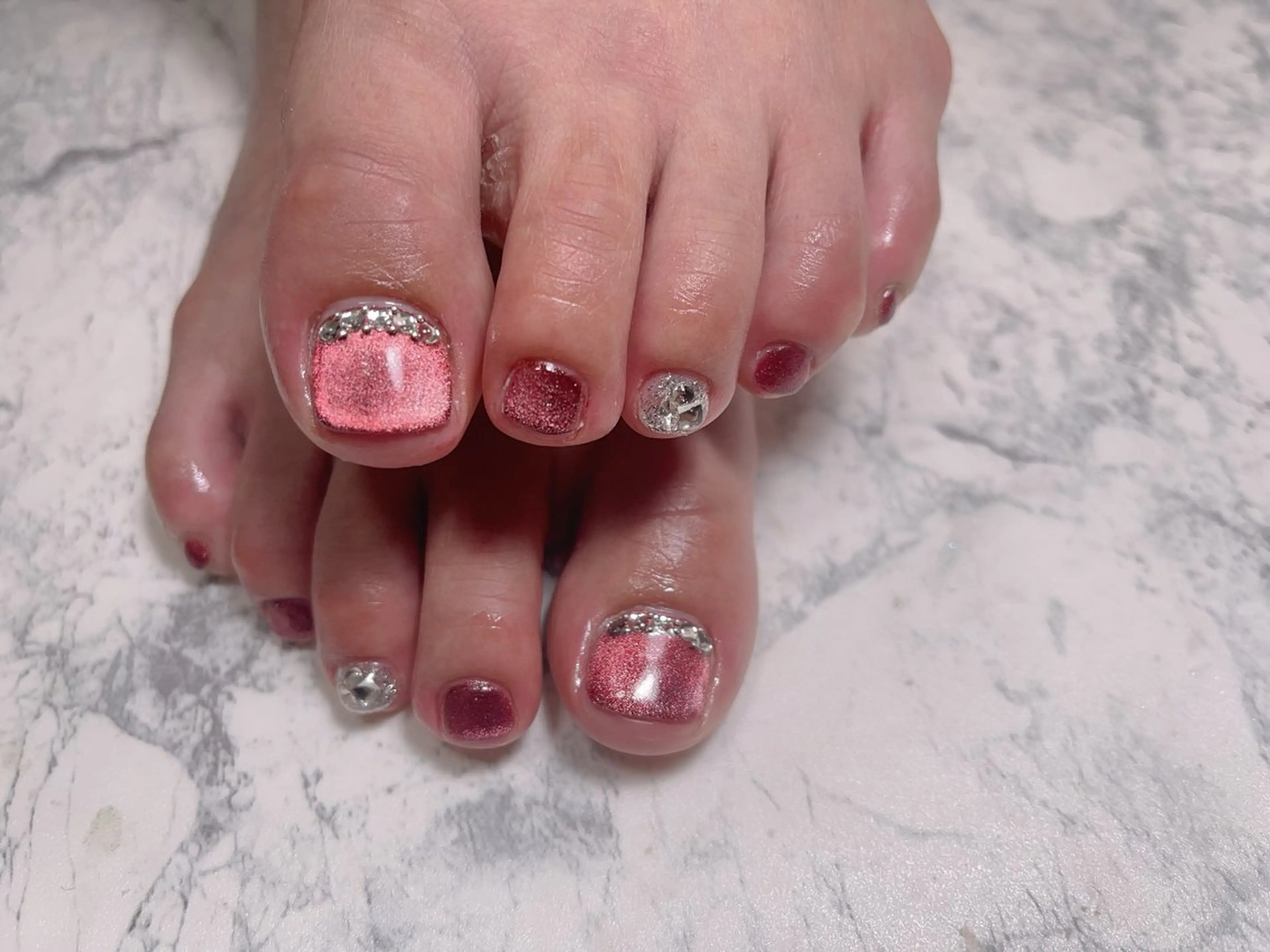 ネイル アートネイル フレンチネイル ジェルネイル グラデーション 韓国ネイル フットネイル さくら💮💮 【オフ無料】のネイルデザイン