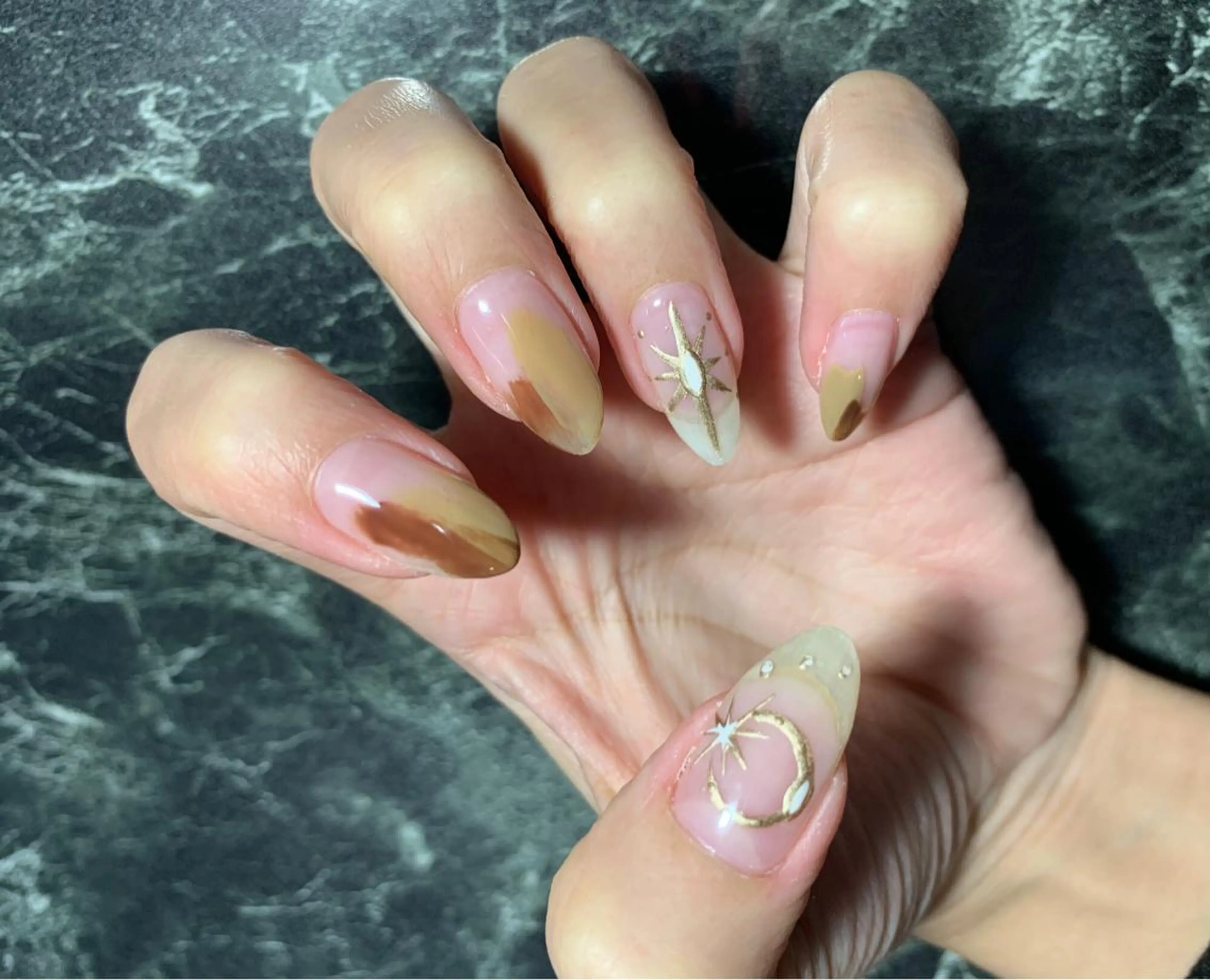 ネイル マルサンカクシカク所属・○△□ 守口市のネイルデザイン