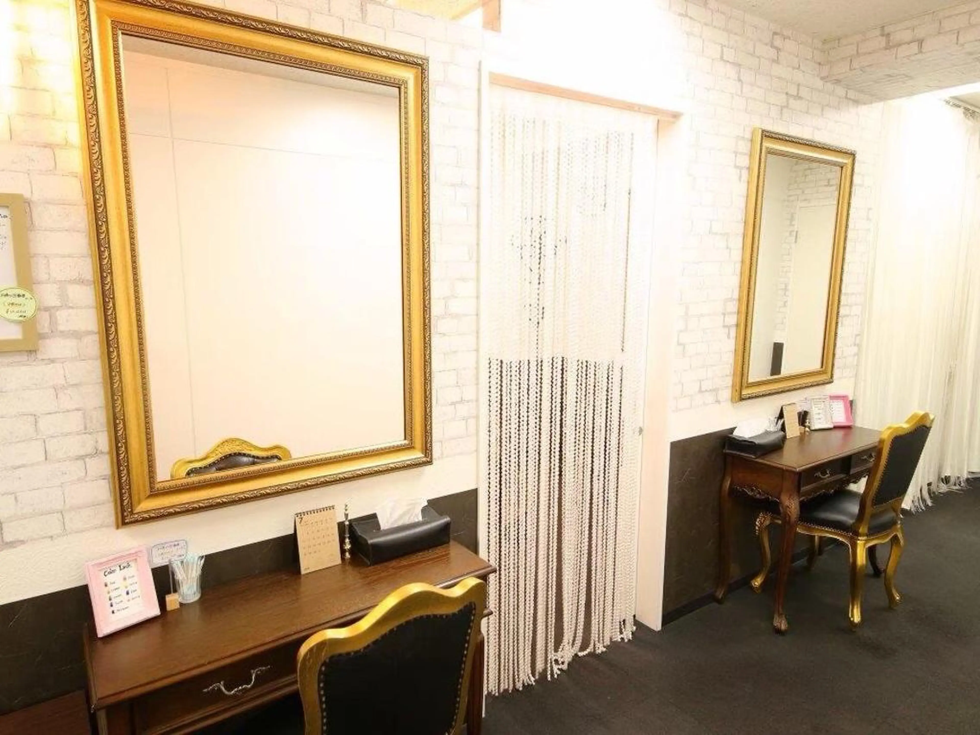 マツエク・マツパ 株式会社GRAND LINEのマツエク・マツパデザイン