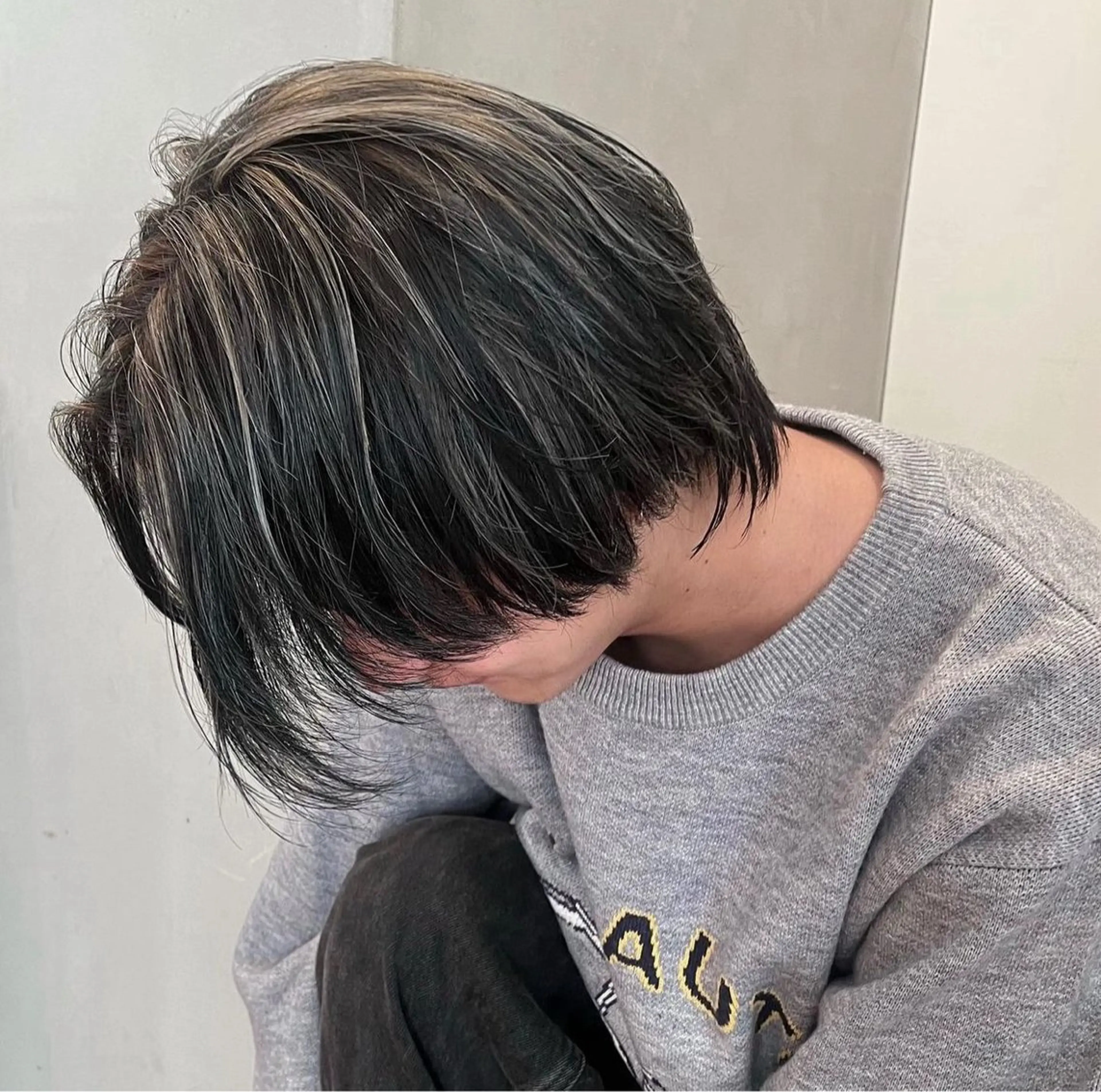 メンズ メンズハイライト グレージュ🐰透明感 カラー🫧akihoのヘアスタイル