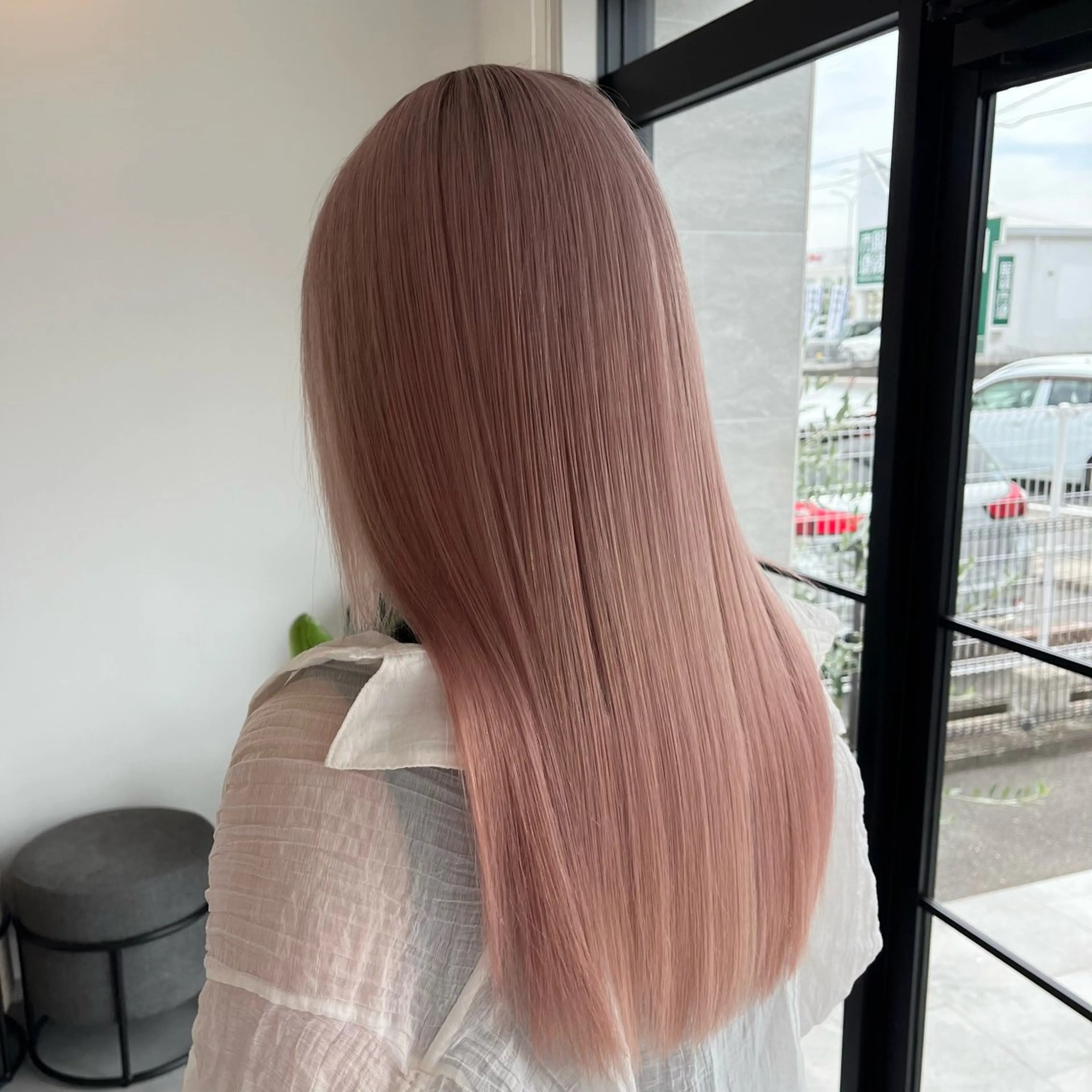 ロング カラー ダブルカラー ピンクカラー トリートメント RIENS xreaのヘアスタイル