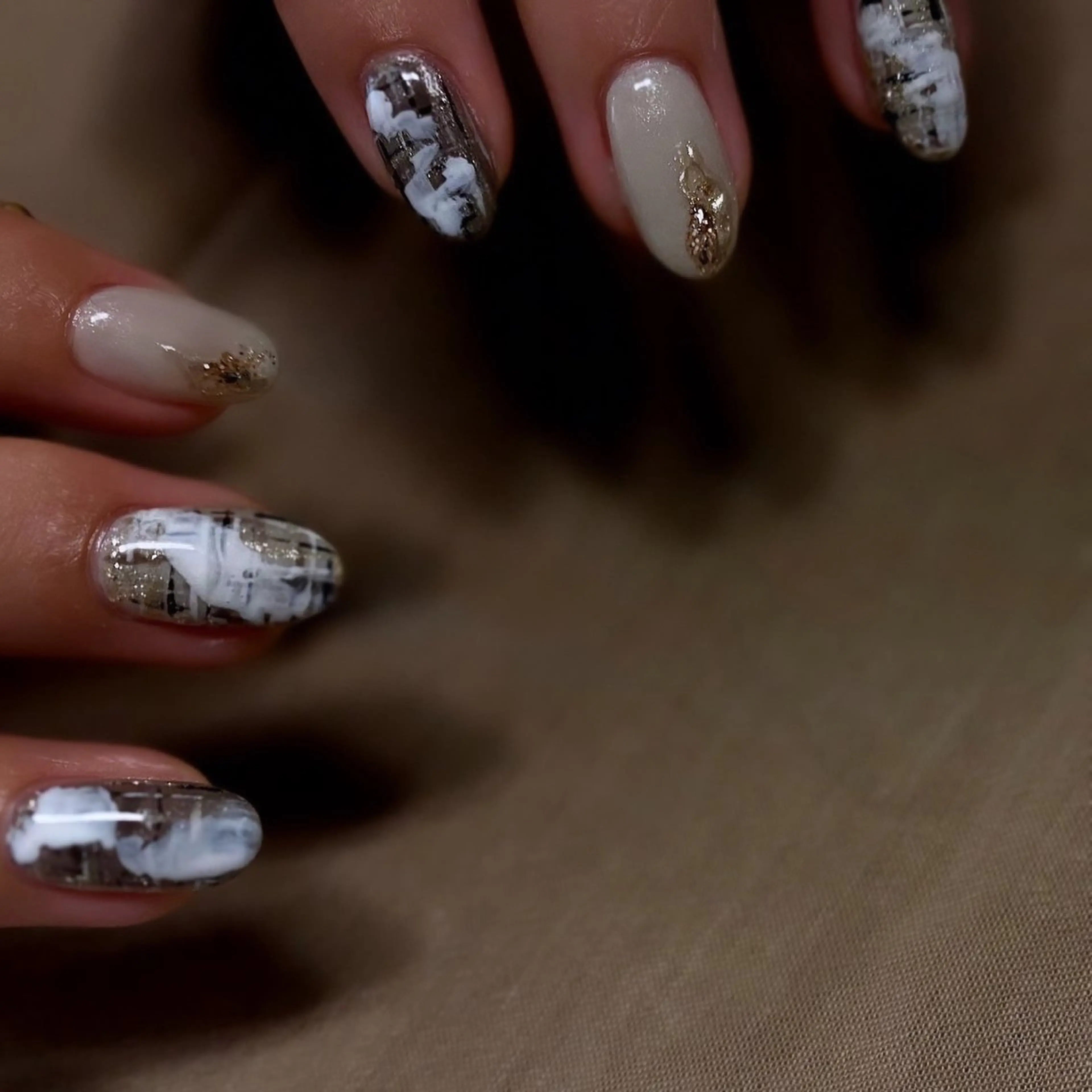 ネイル ゴールド ニュアンスネイル ツイードネイル ハンドネイル _____jays nailのネイルデザイン