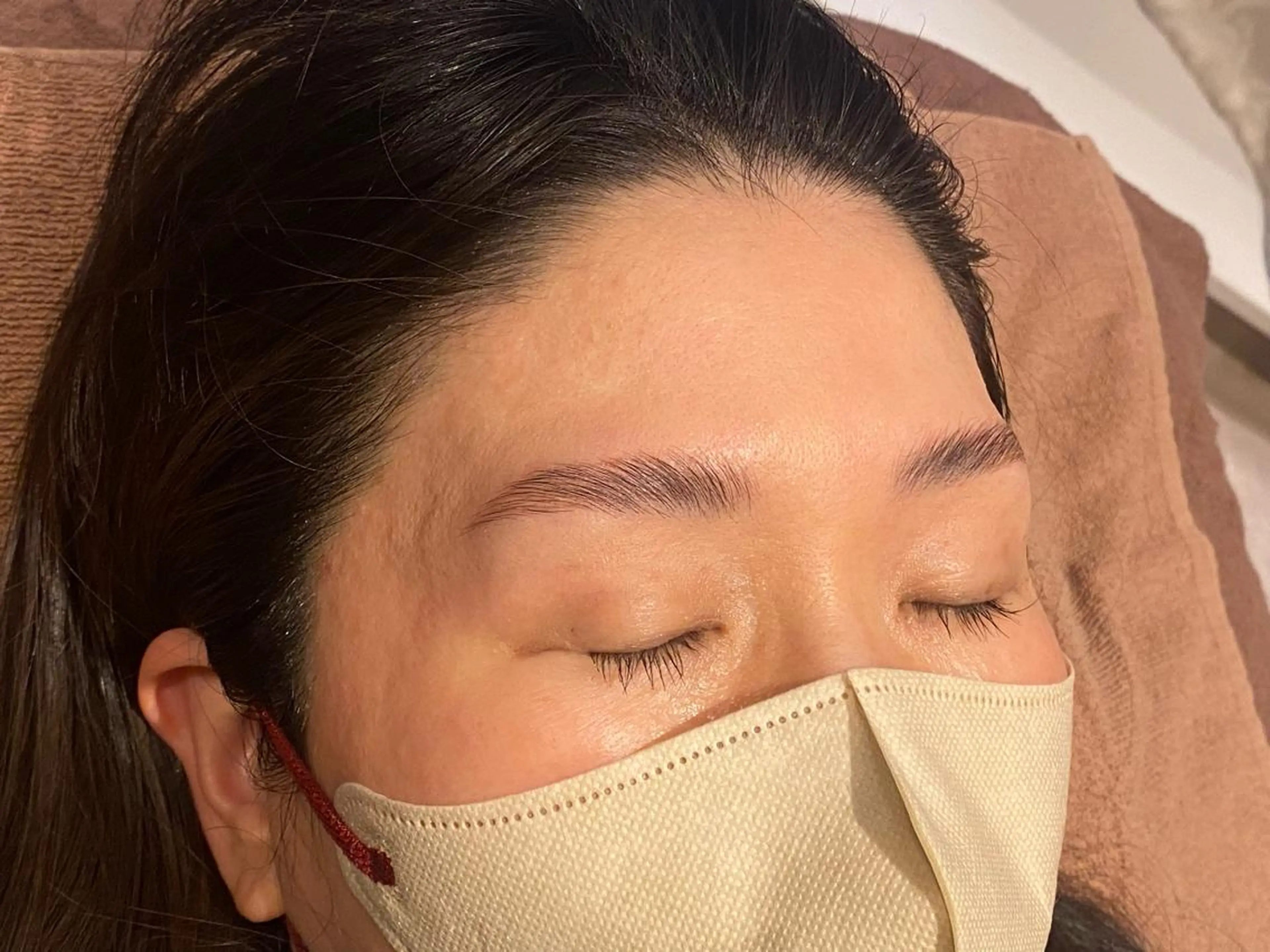 アイブロウ ハリウッドブロウリフト サロンドプララン所属・サロンド プラランのエステ・リラクイメージ